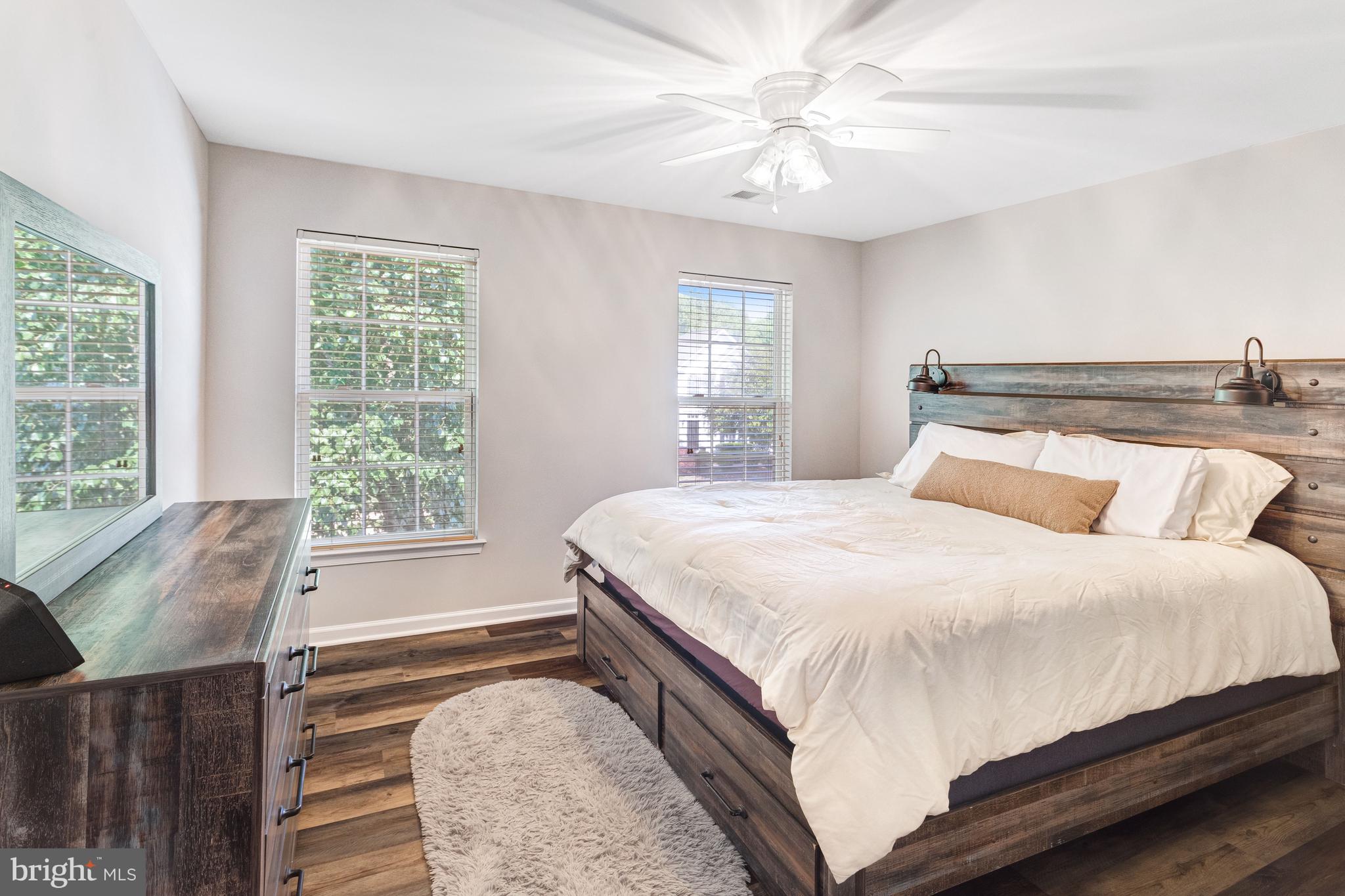 WAYSIDE VILLAGE - Residential
