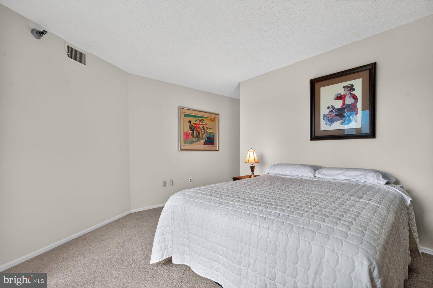 FAIRWAYS NORTH - Residential