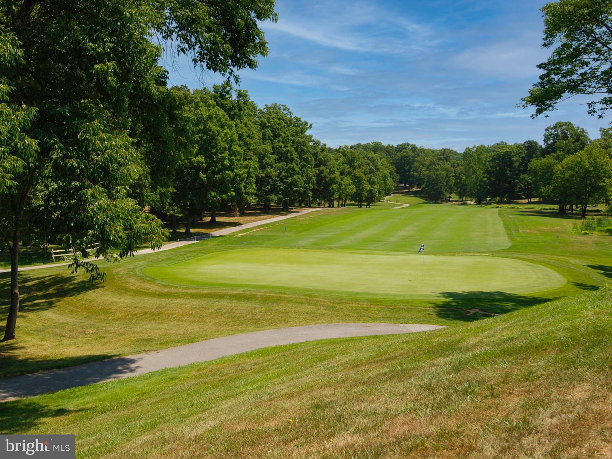 FAIRWAYS NORTH - Residential