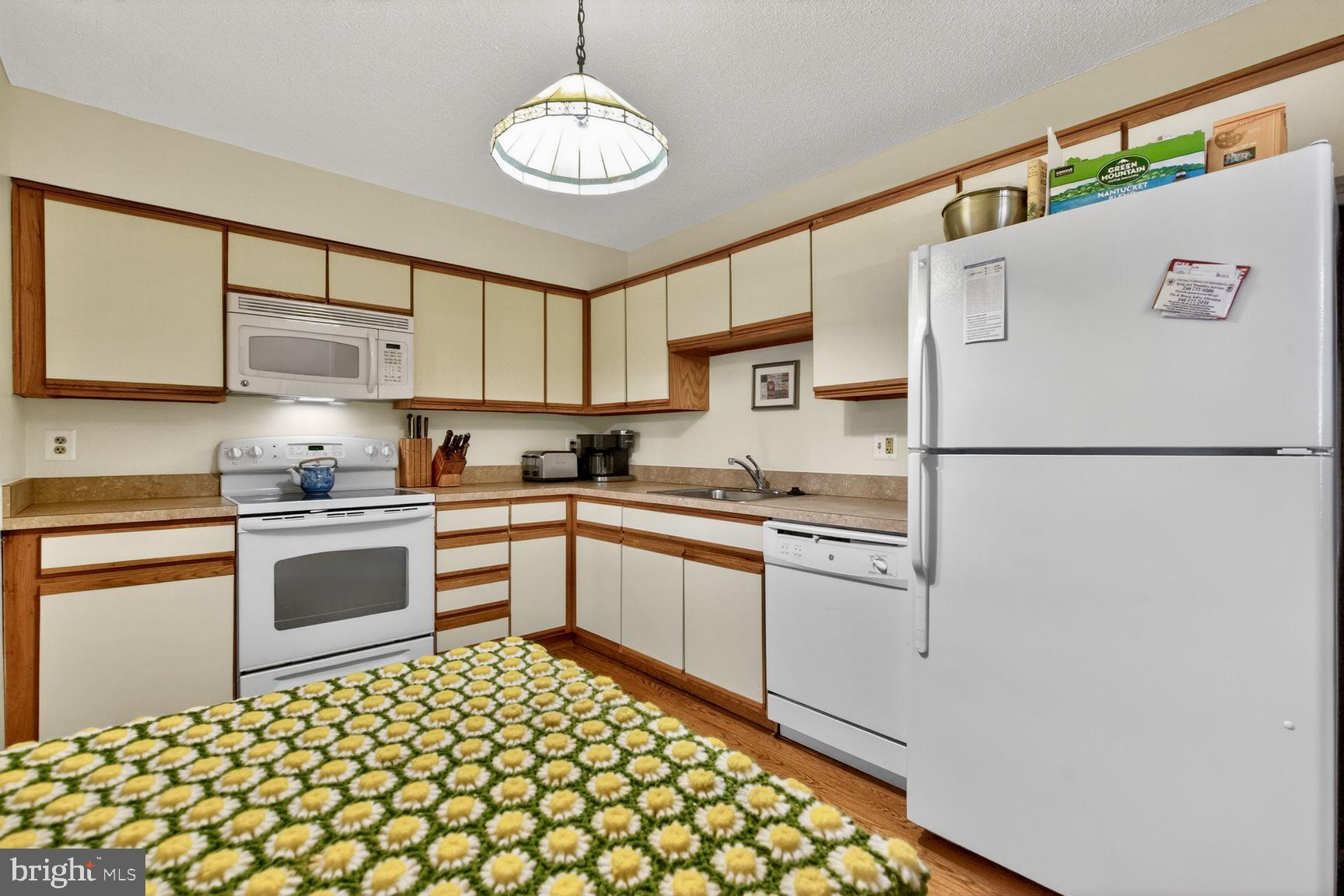 FAIRWAYS NORTH - Residential