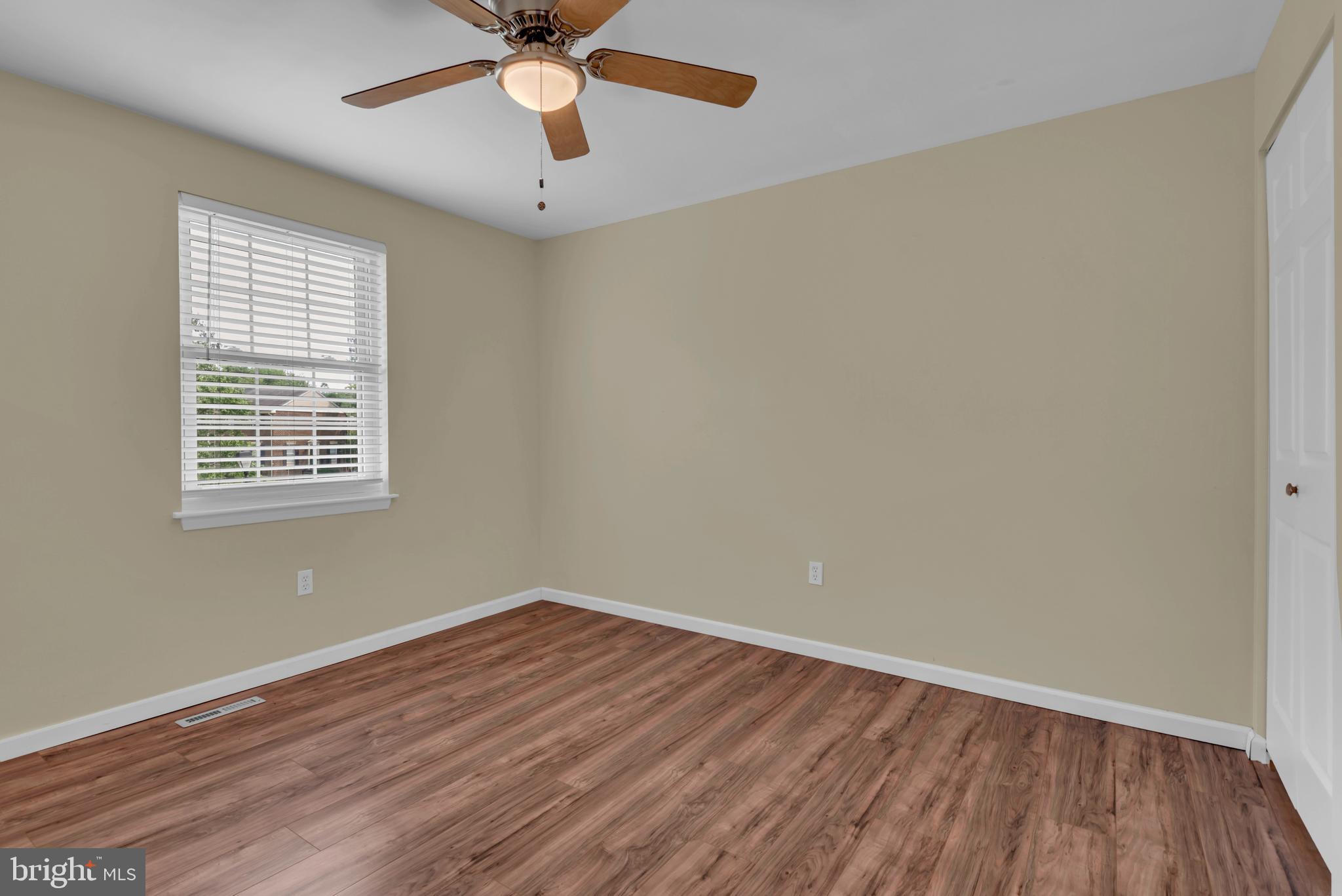 ELIZABETHS LANDING - Residential