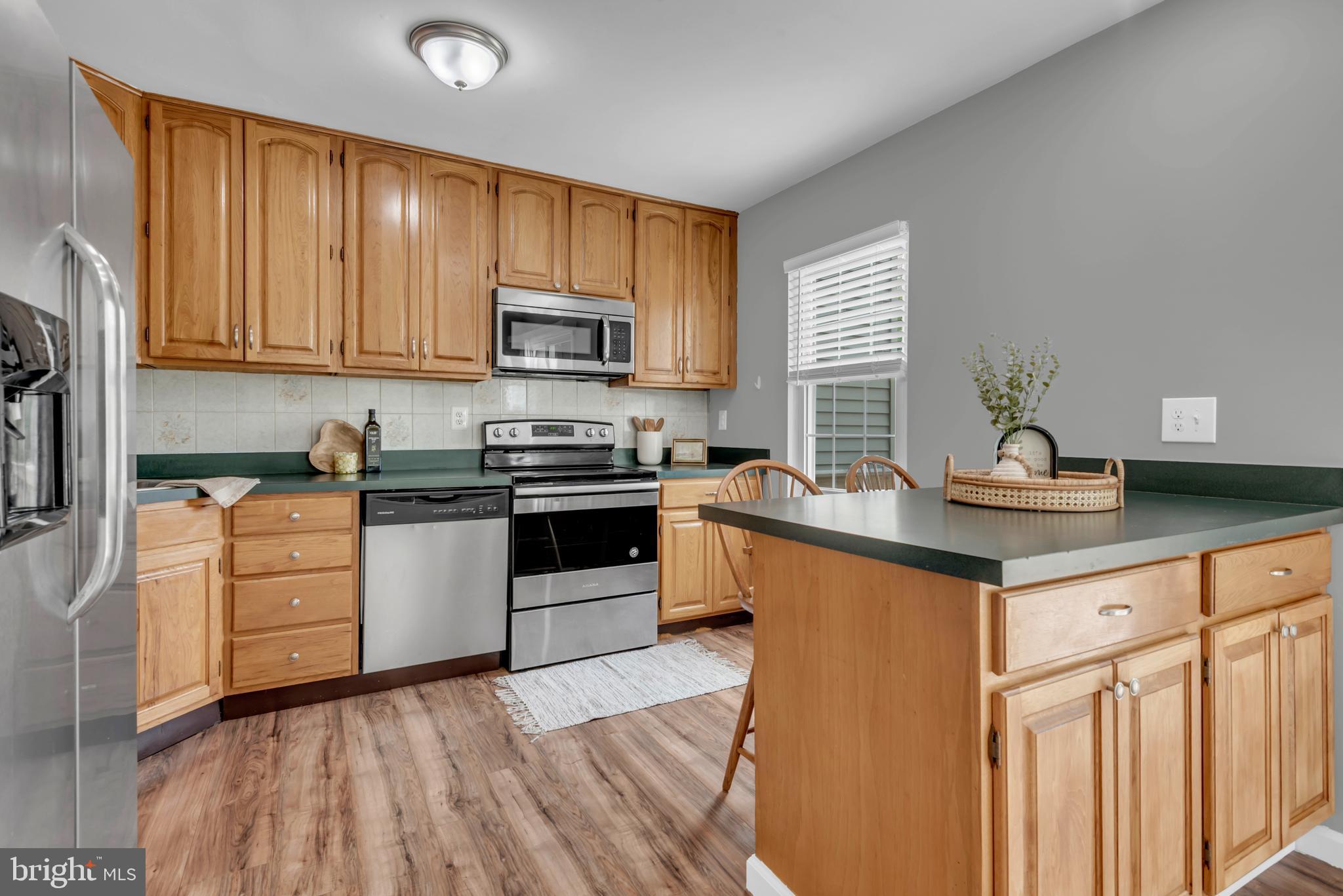 ELIZABETHS LANDING - Residential