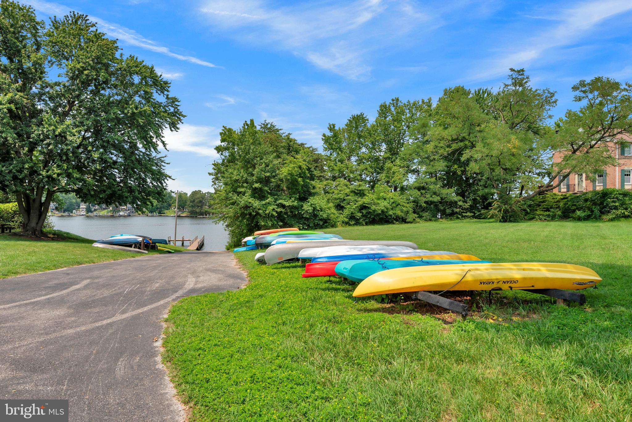 ELIZABETHS LANDING - Residential