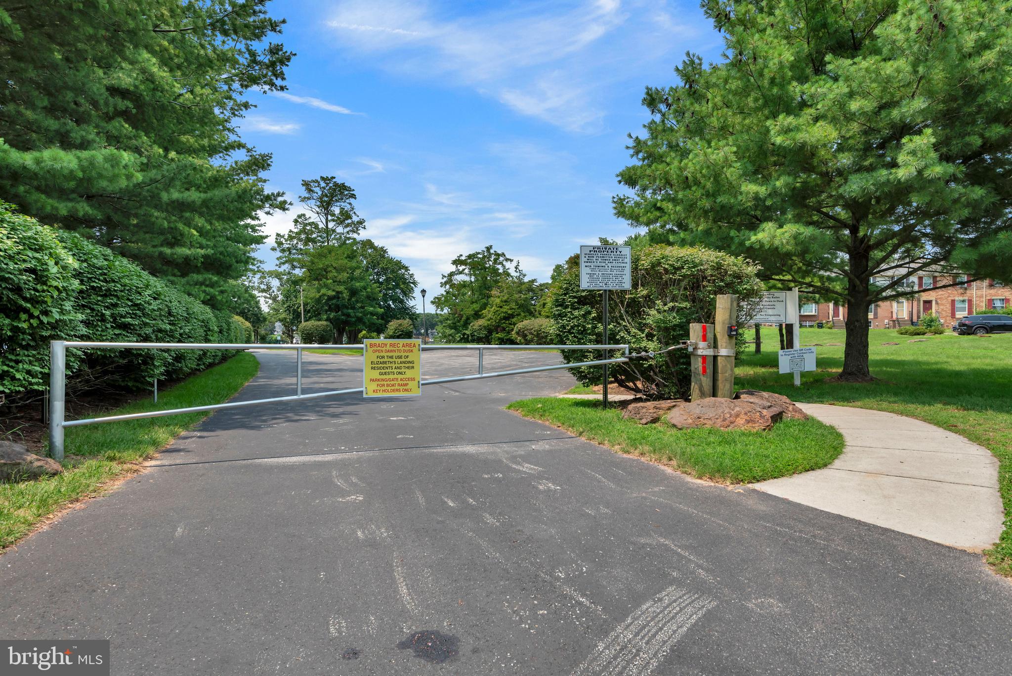 ELIZABETHS LANDING - Residential