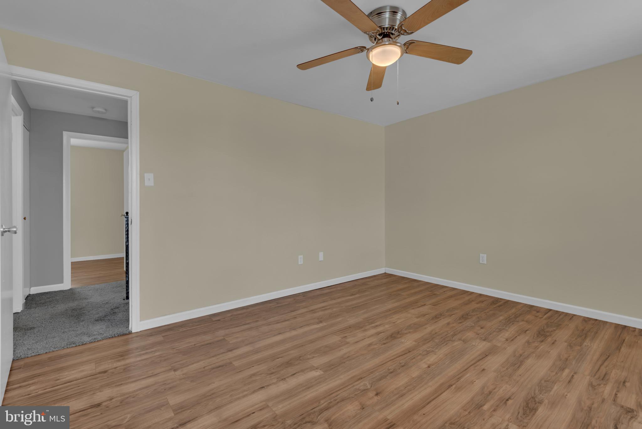 ELIZABETHS LANDING - Residential