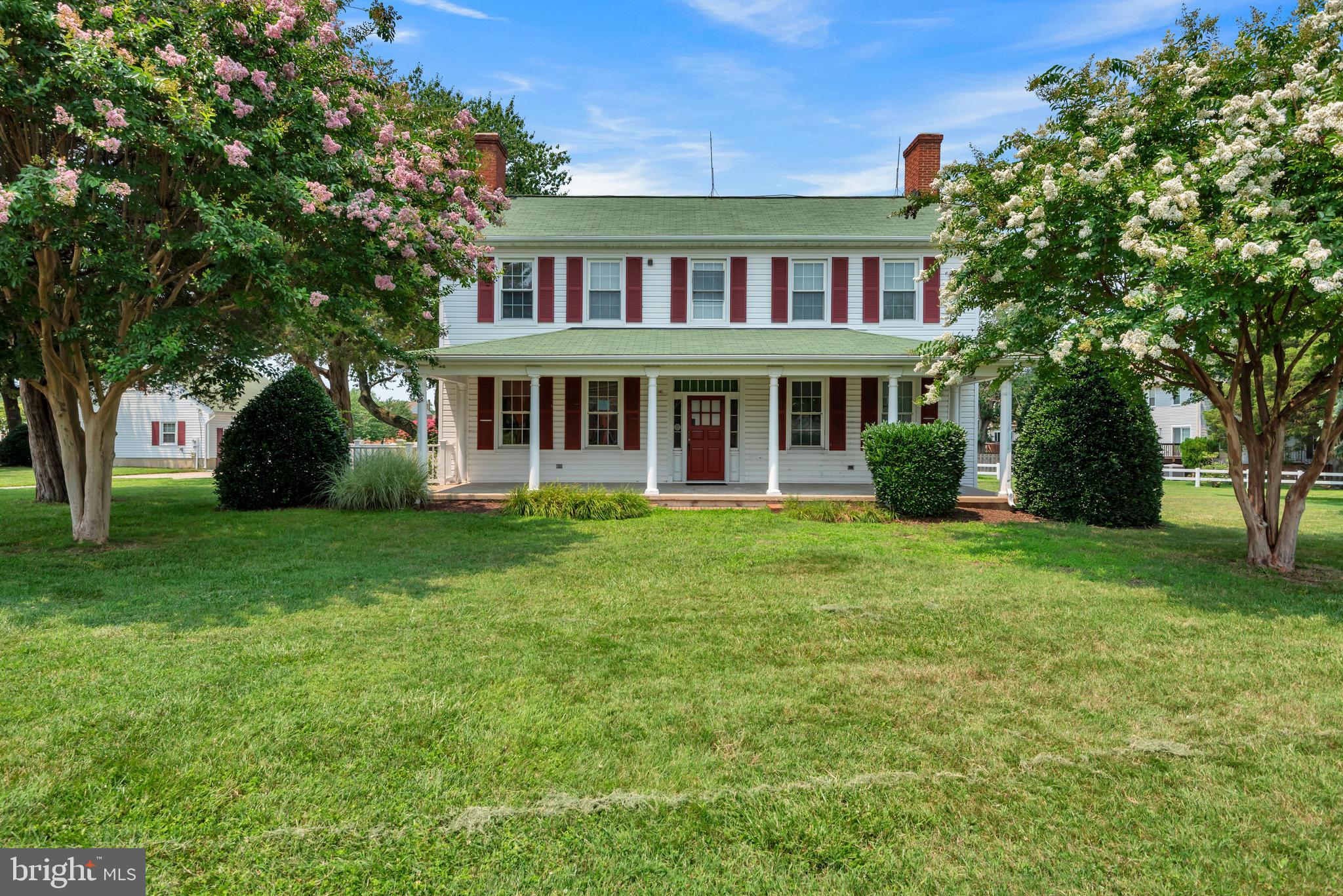 ELIZABETHS LANDING - Residential