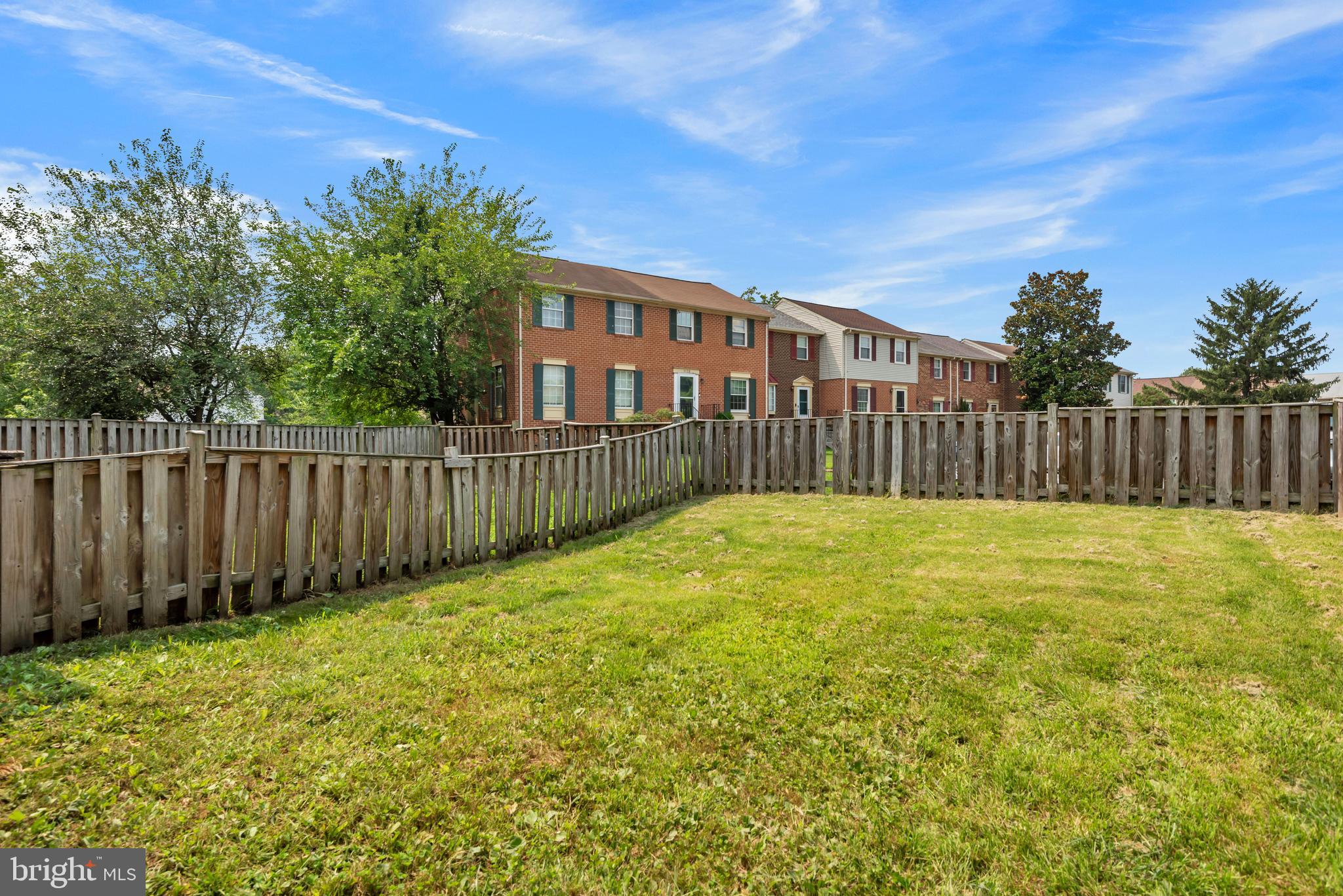 ELIZABETHS LANDING - Residential