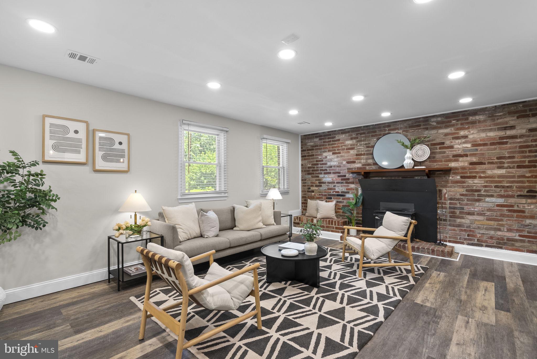OLD FARM - Residential