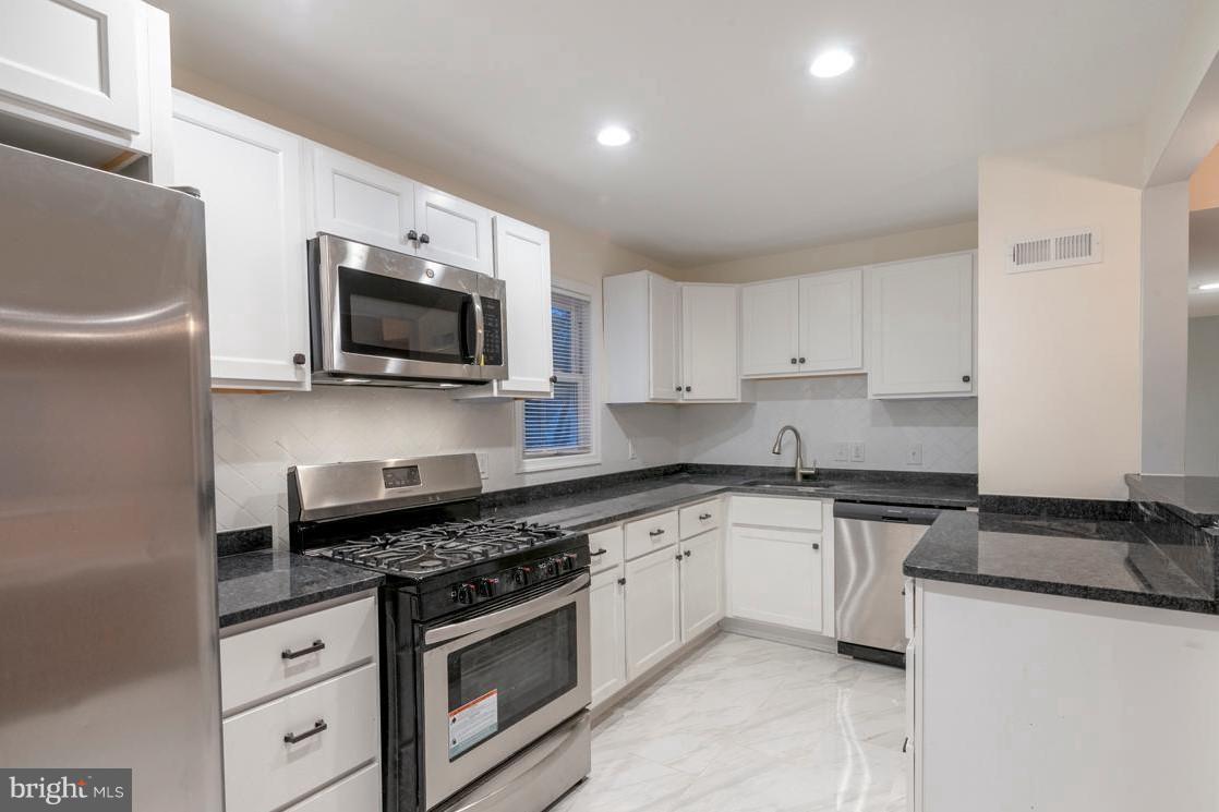 FAIR HAVEN - Residential Lease