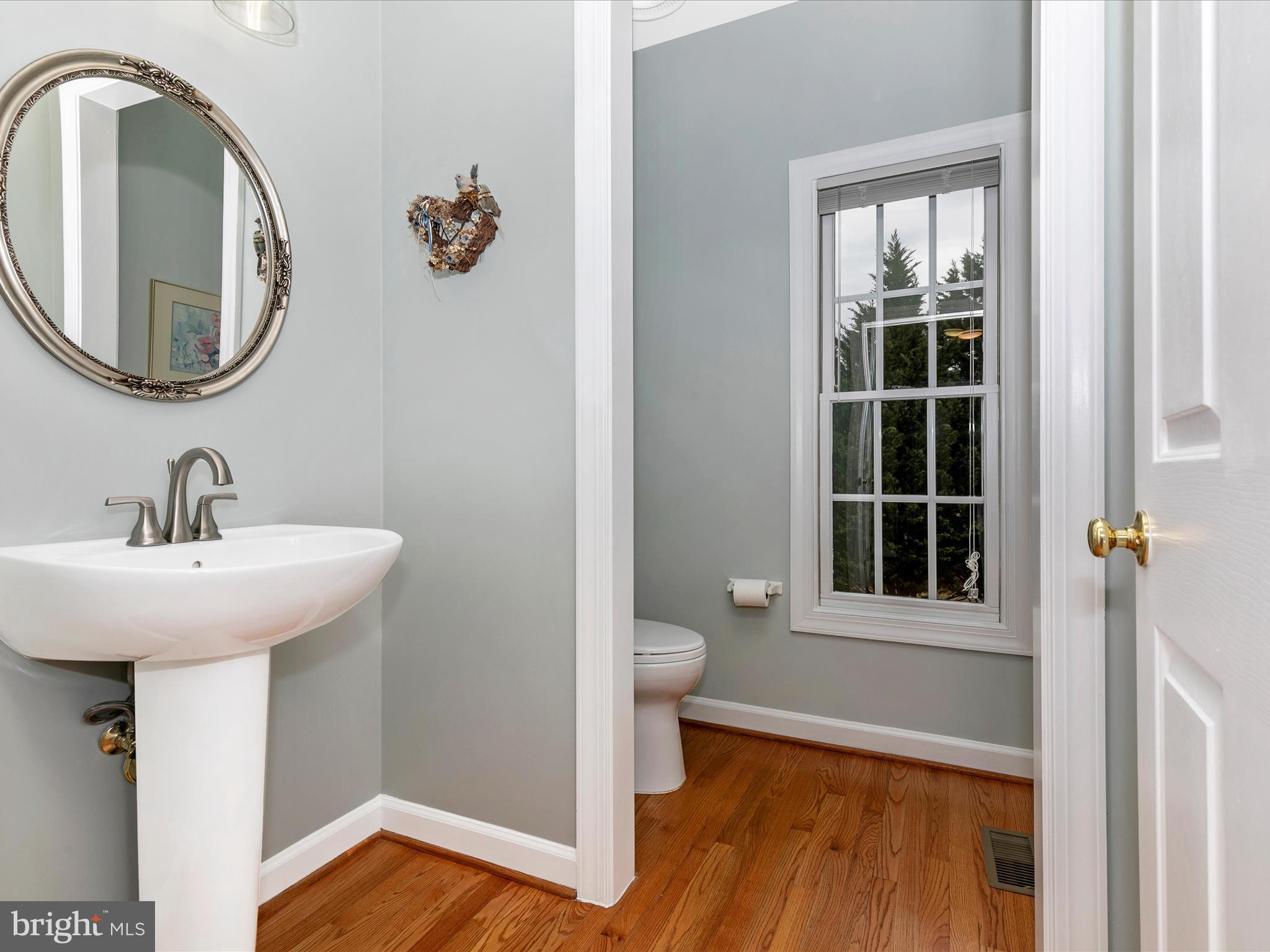 LAYTONSVILLE OUTSIDE - Residential