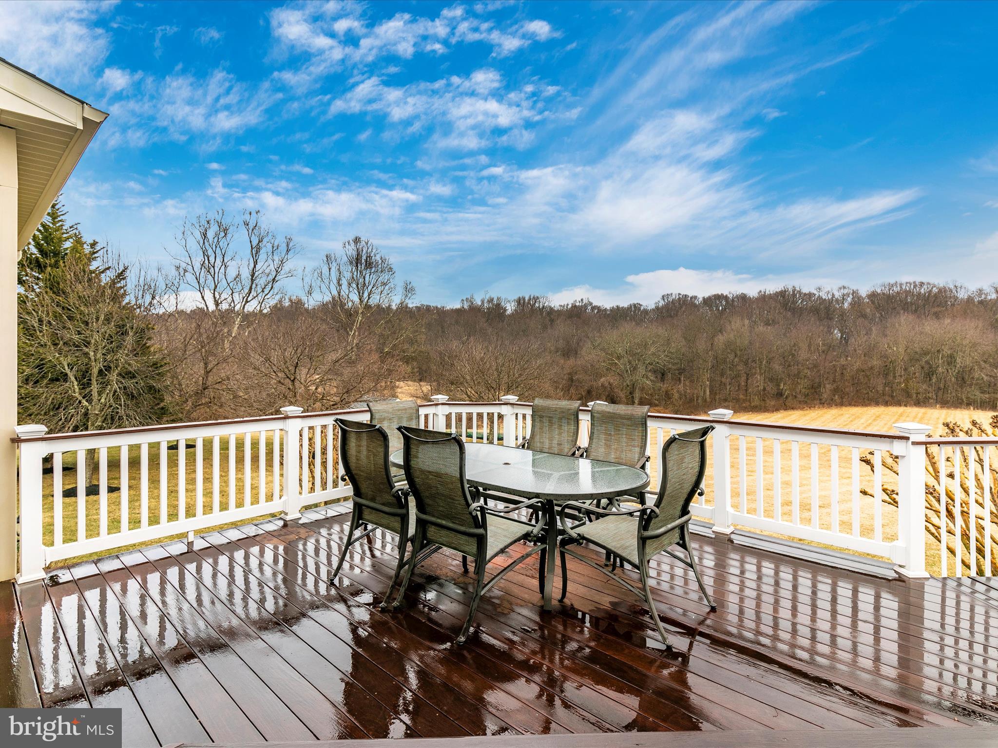 LAYTONSVILLE OUTSIDE - Residential