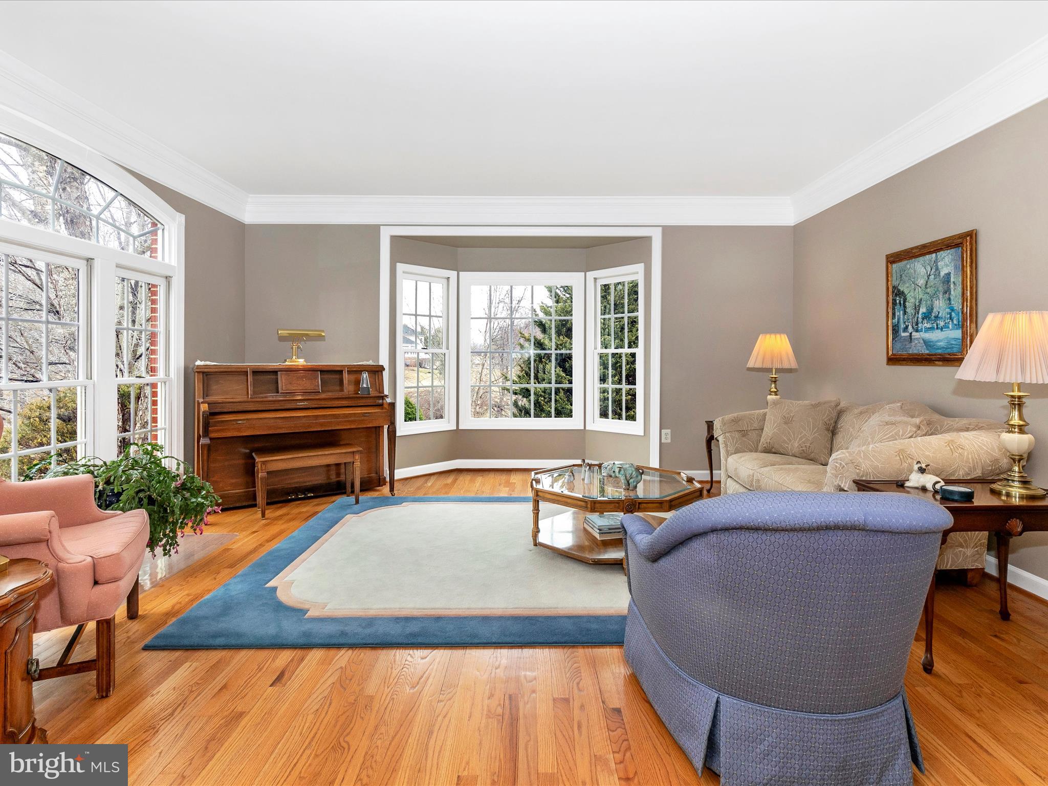LAYTONSVILLE OUTSIDE - Residential