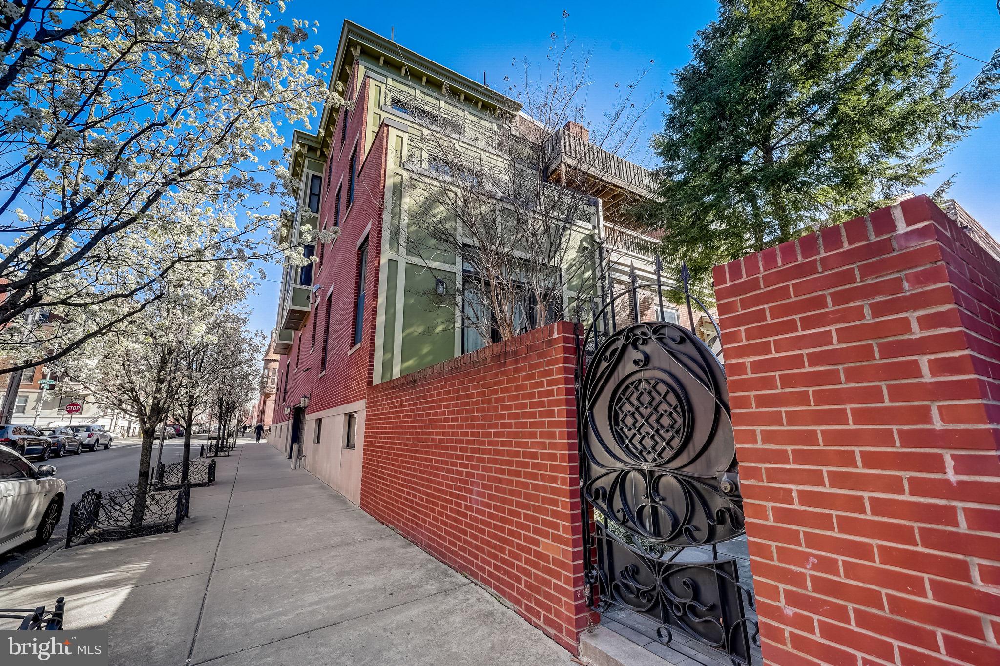 FAIRMOUNT - Residential