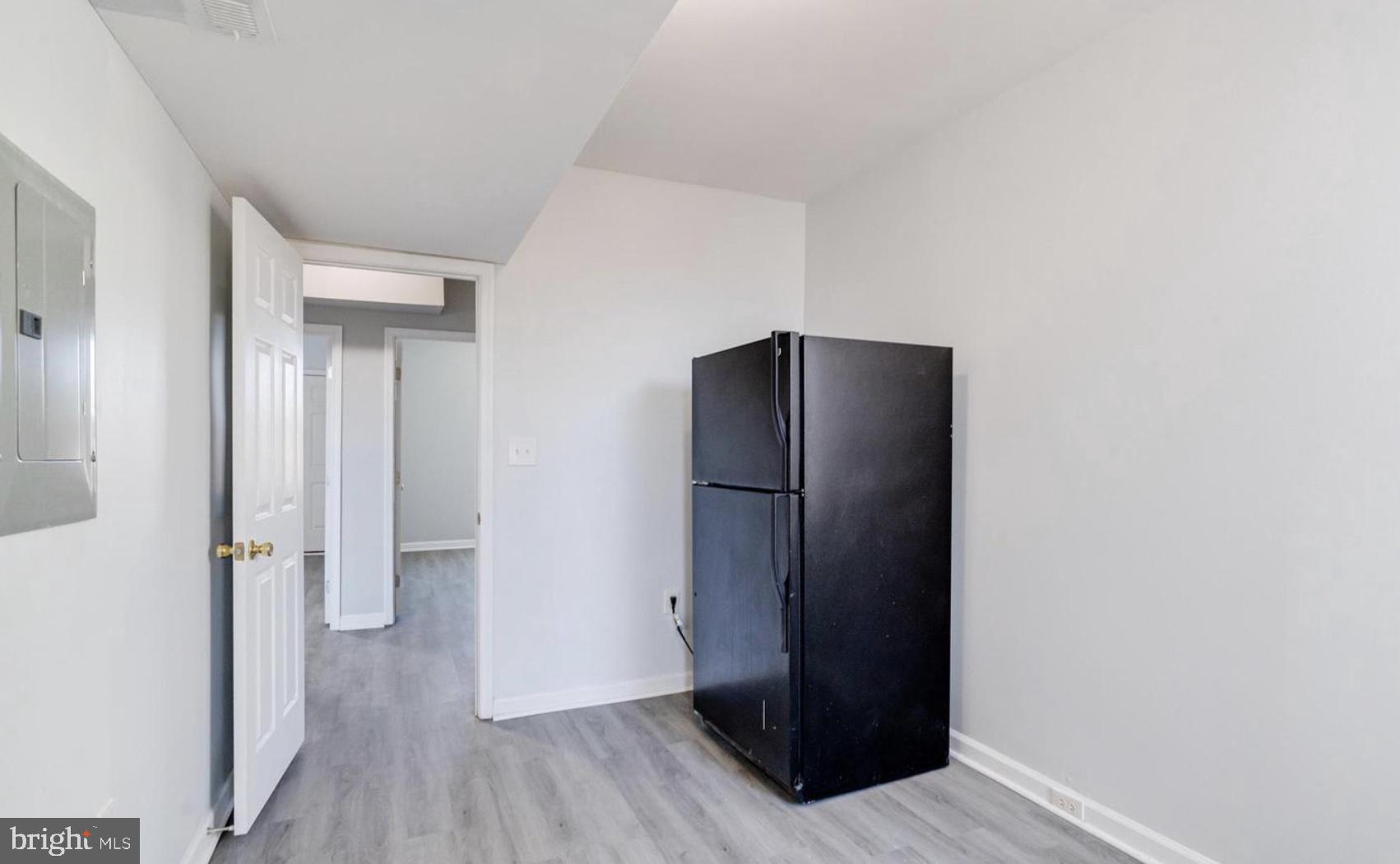 GREENSPRING - Residential Lease