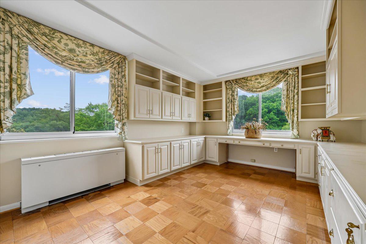 GROSVENOR PARK - Residential