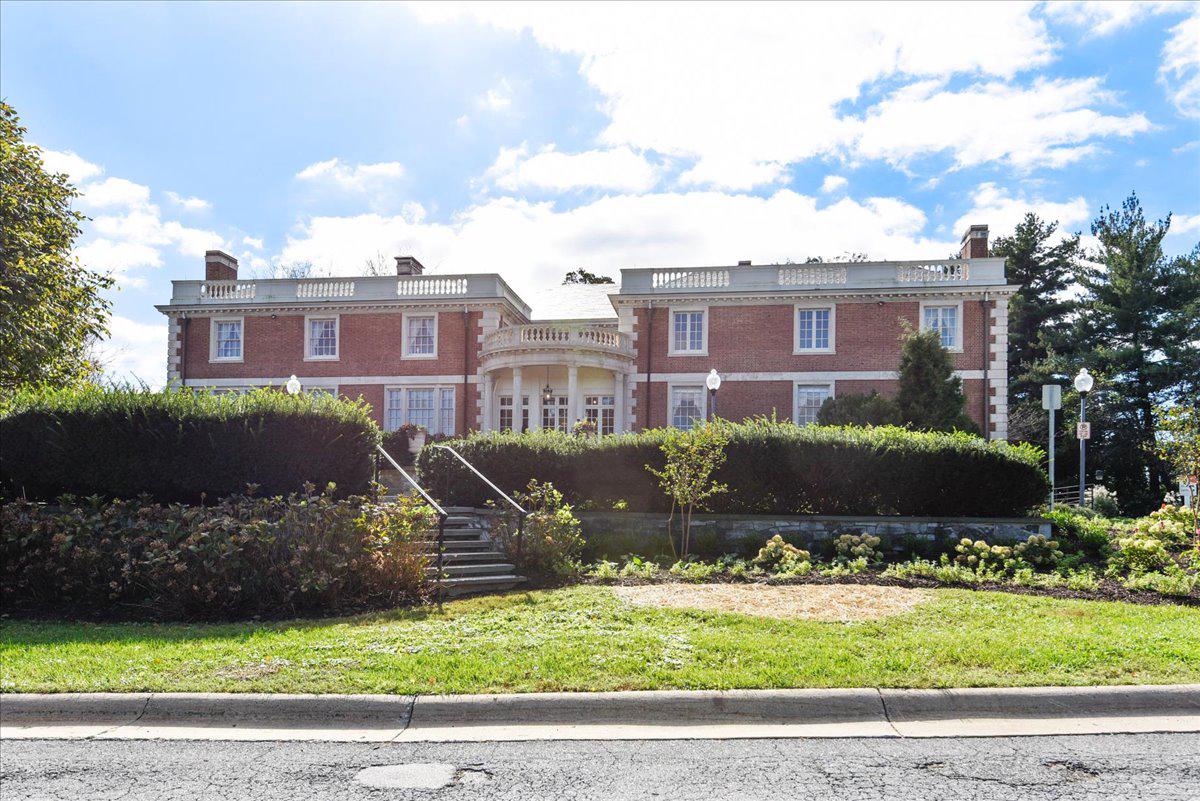 GROSVENOR PARK - Residential