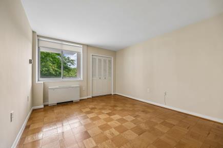 GROSVENOR PARK - Residential