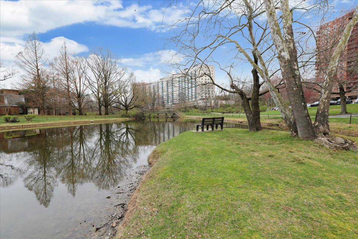 GROSVENOR PARK - Residential