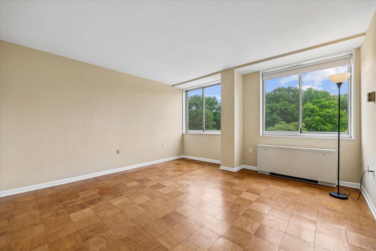GROSVENOR PARK - Residential
