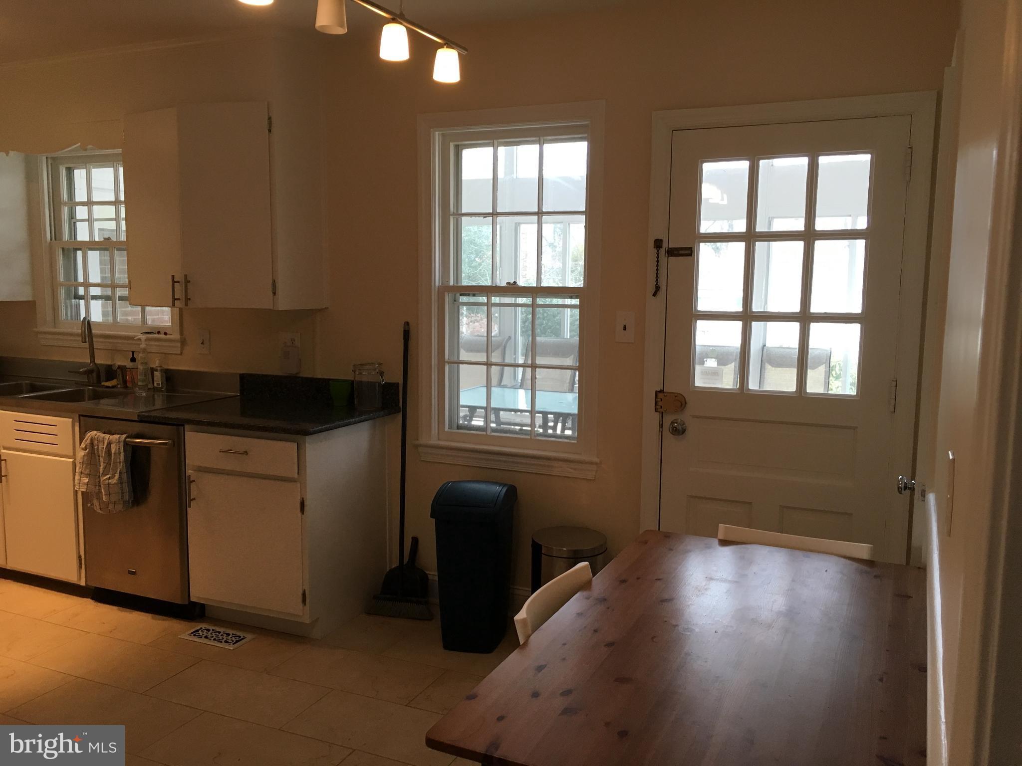 ALTA VISTA - Residential Lease