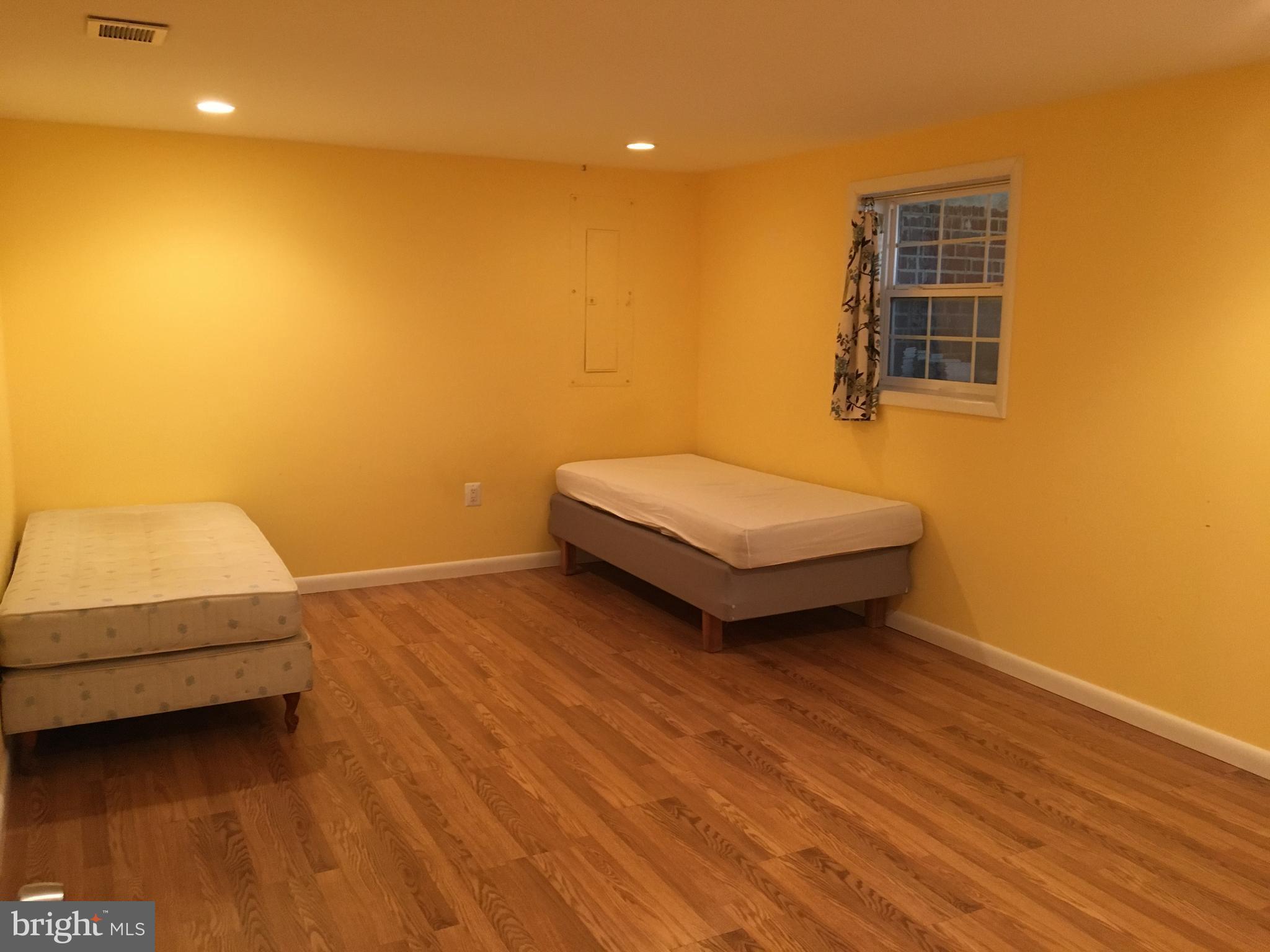 ALTA VISTA - Residential Lease