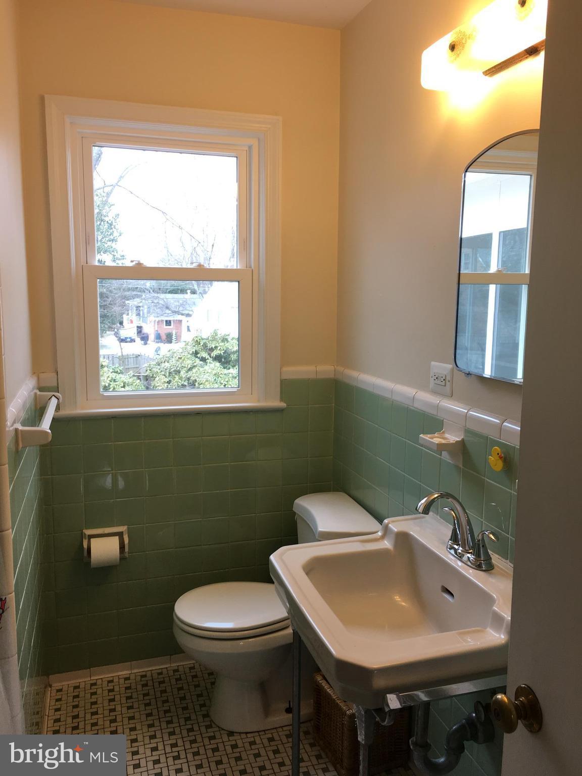 ALTA VISTA - Residential Lease