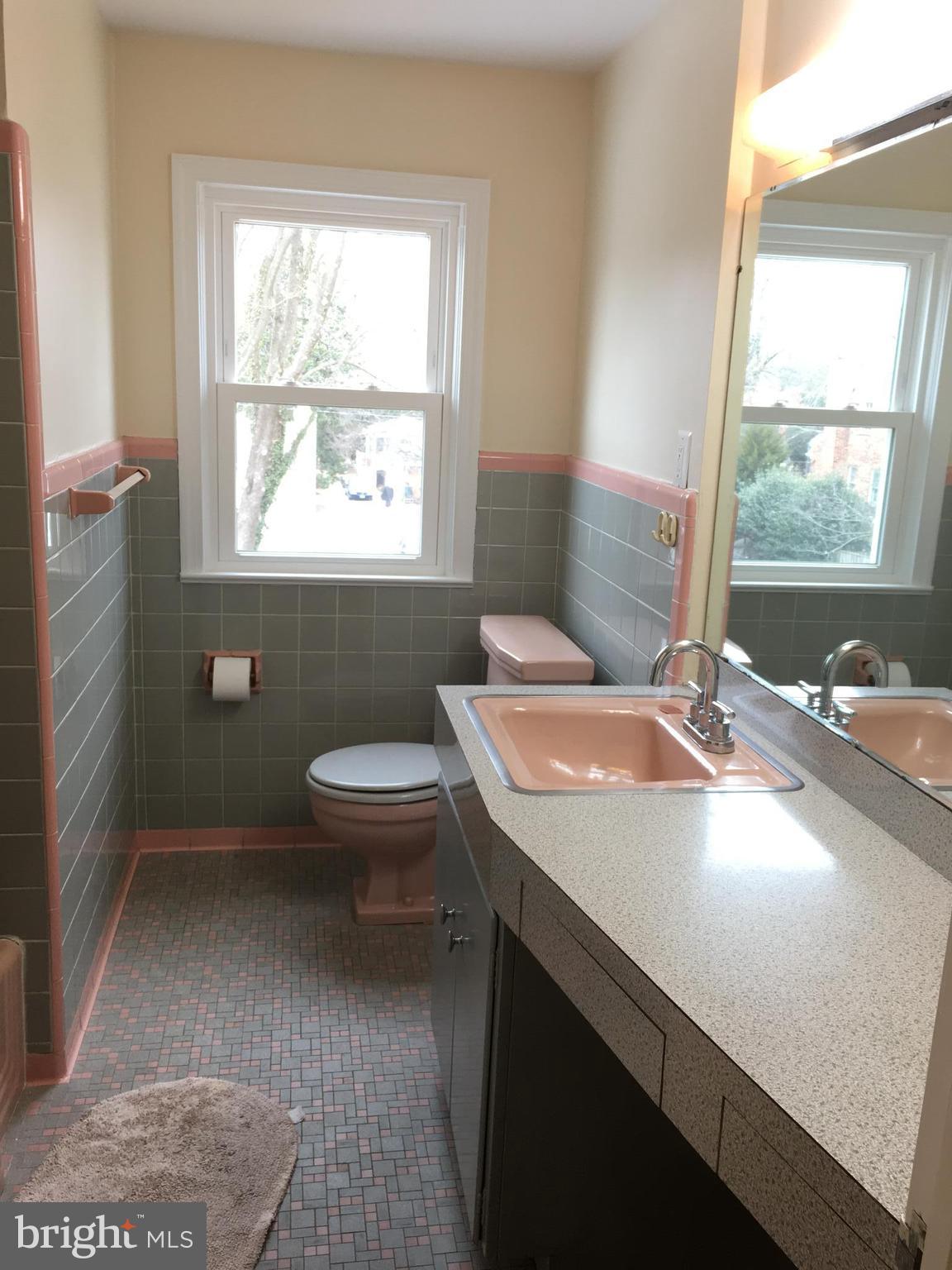 ALTA VISTA - Residential Lease