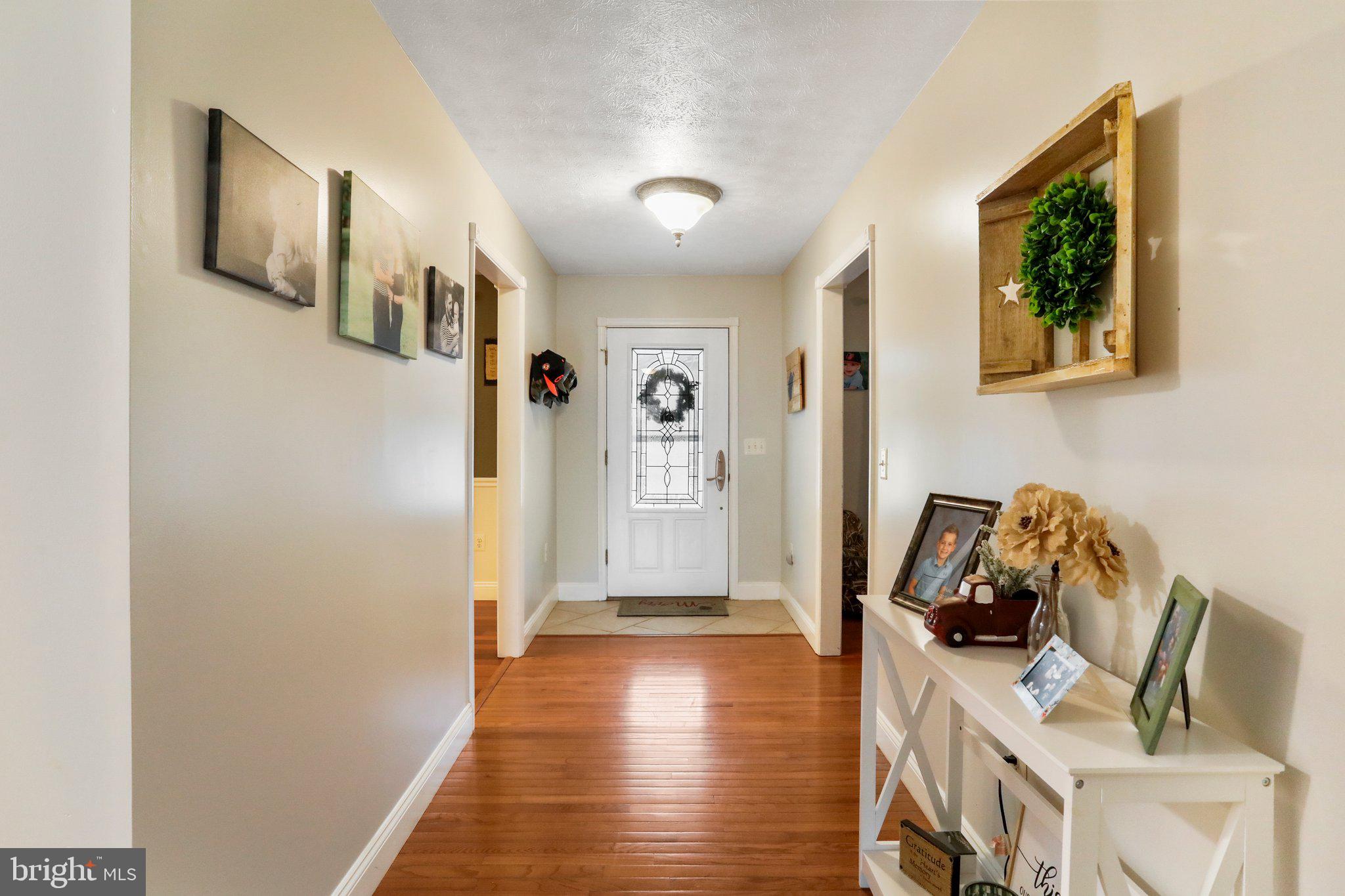 WOLF KNOB - Residential