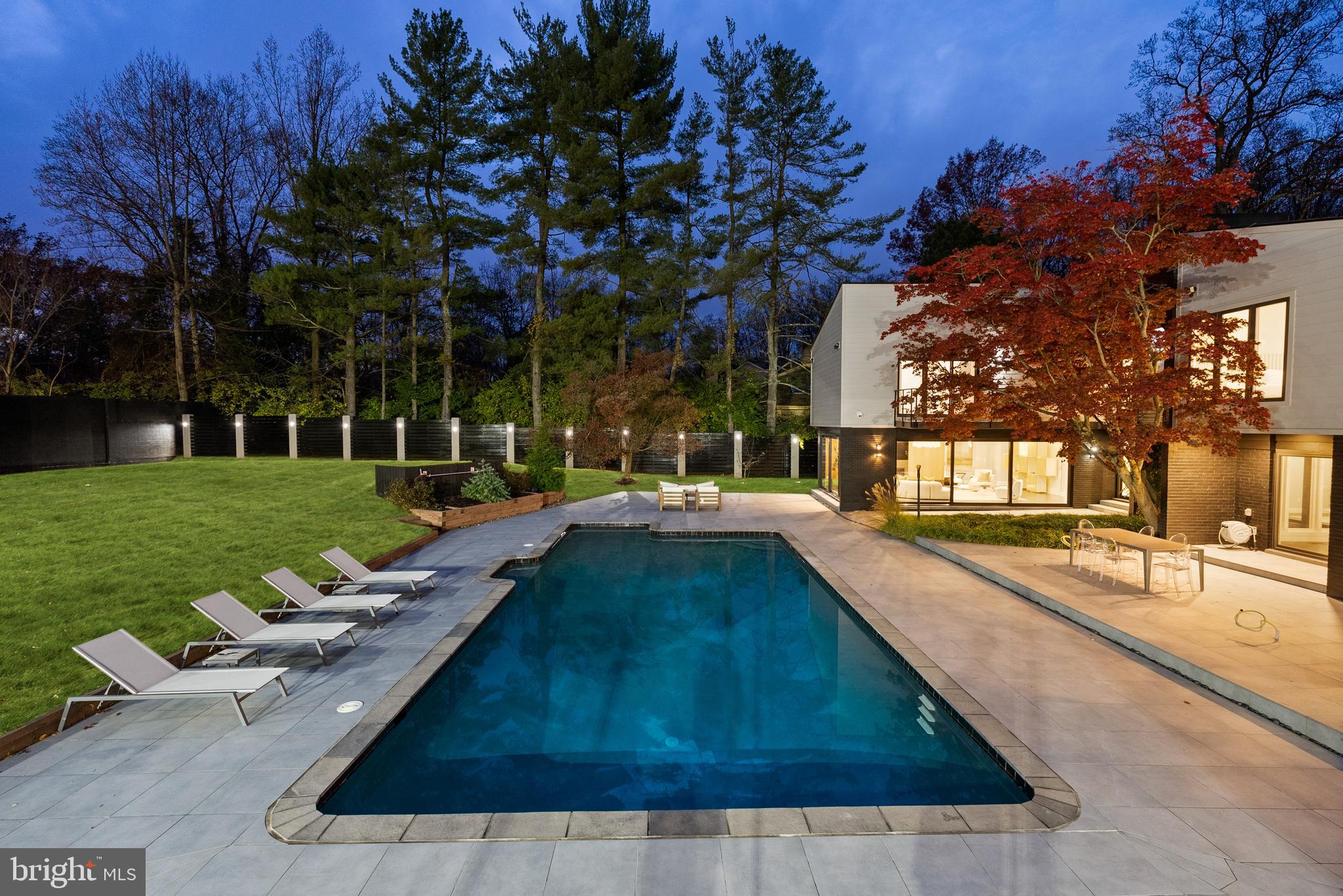 PT ROCKVILLE OUT RES - Residential
