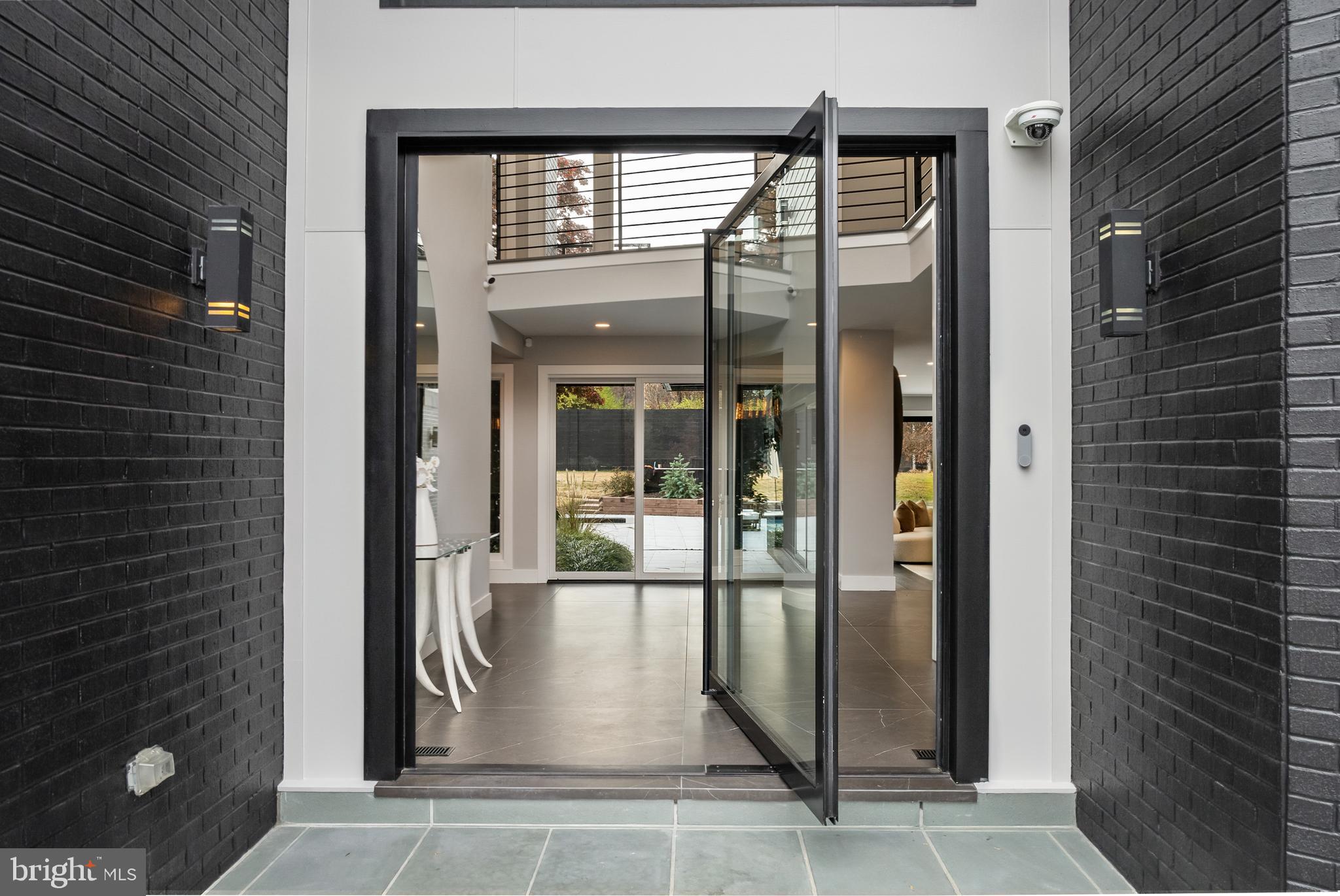 PT ROCKVILLE OUT RES - Residential