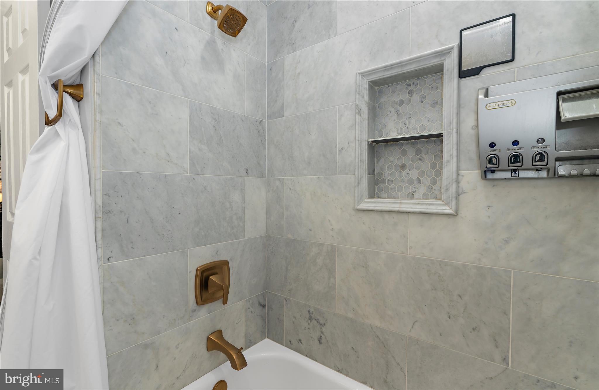 BERRYMANS HOLLOW - Residential