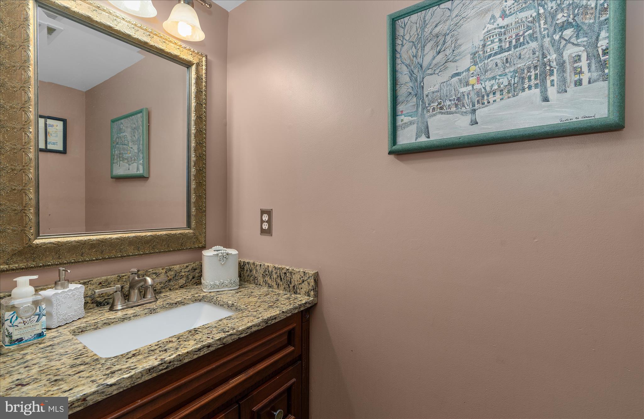 BERRYMANS HOLLOW - Residential