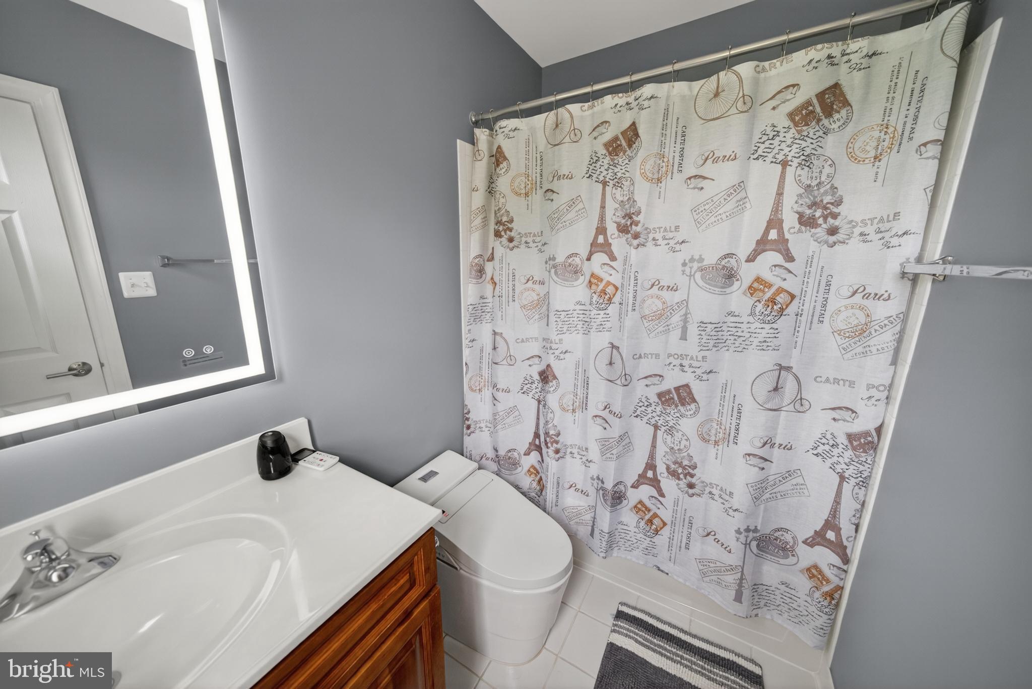 LONG MEADOW HAMLET - Residential