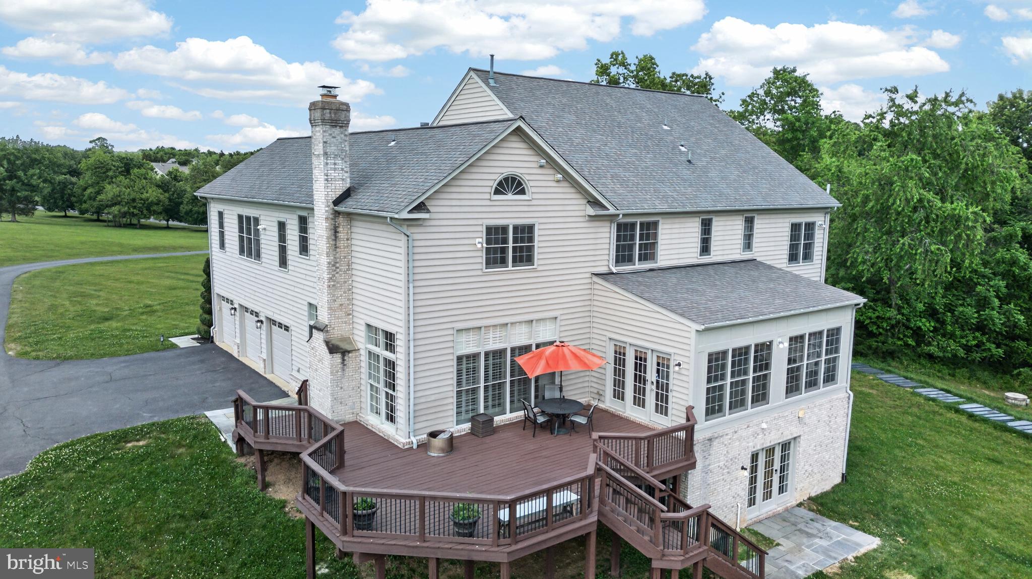 LONG MEADOW HAMLET - Residential