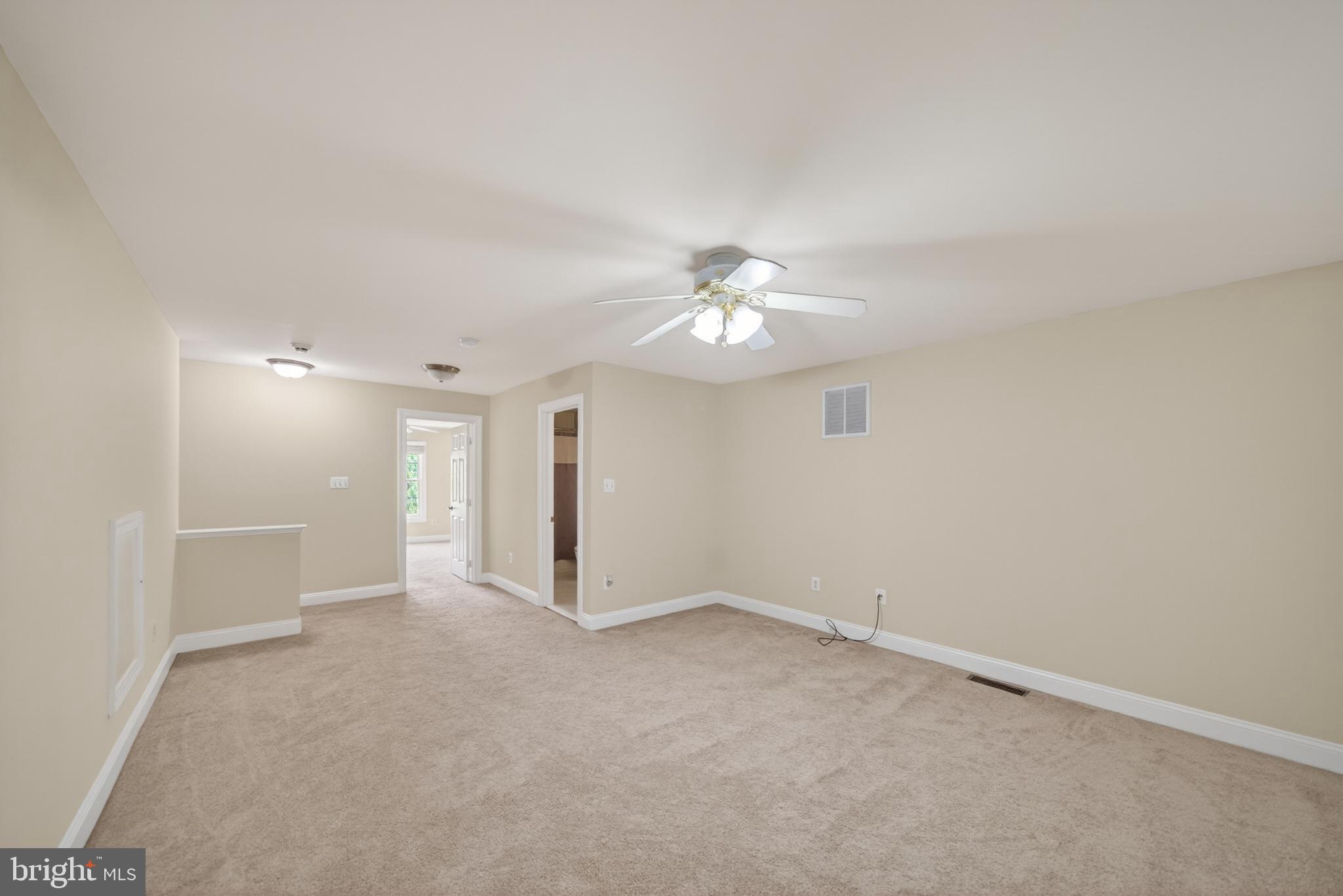 LONG MEADOW HAMLET - Residential
