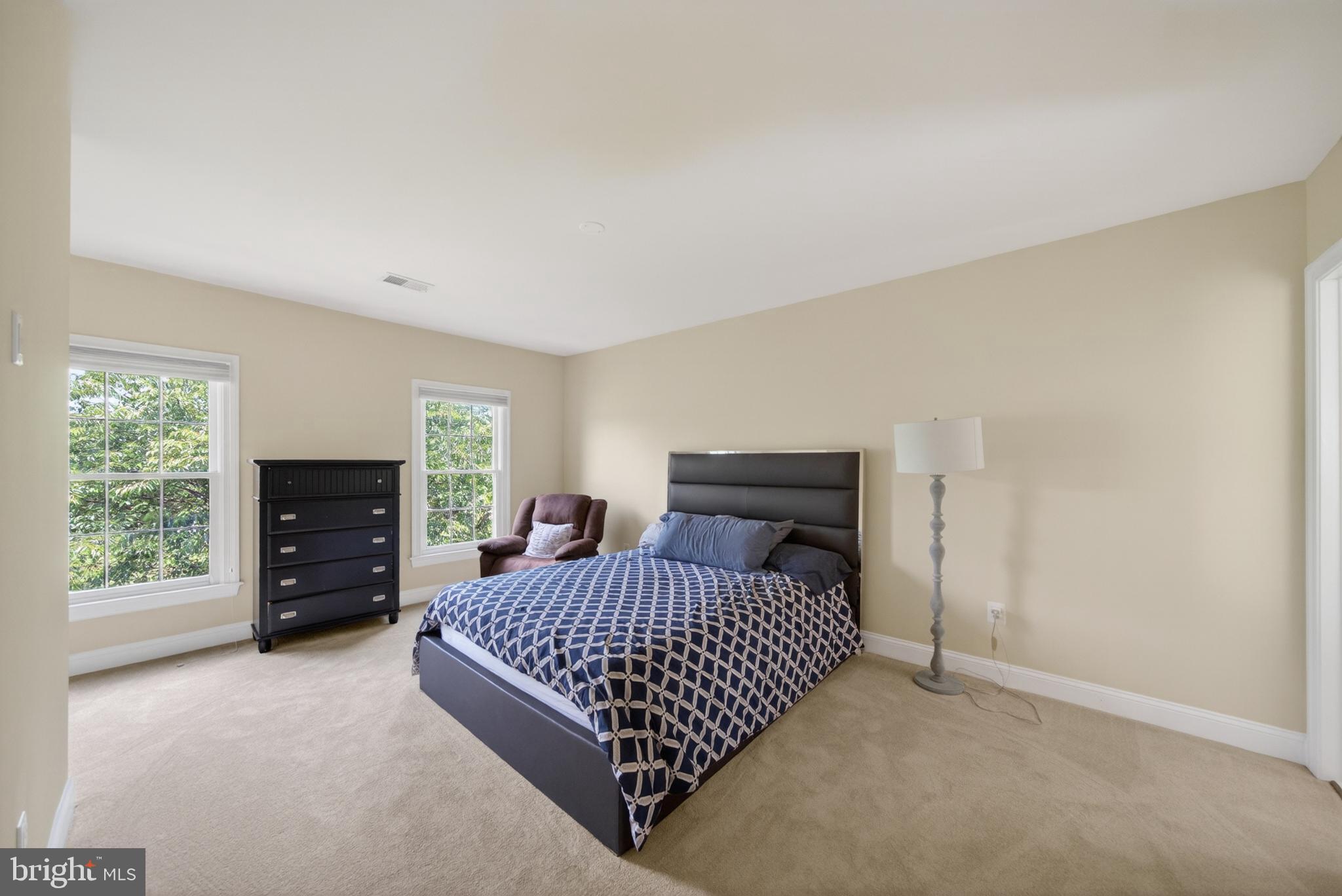 LONG MEADOW HAMLET - Residential