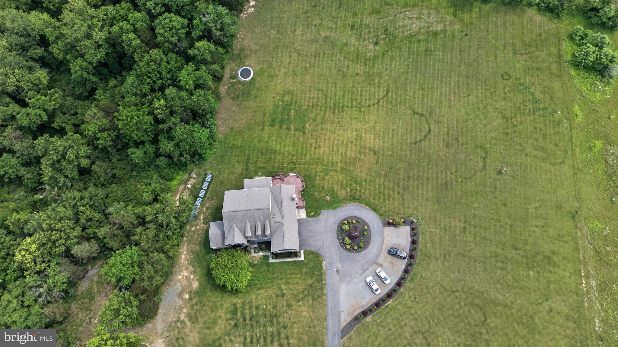 LONG MEADOW HAMLET - Residential