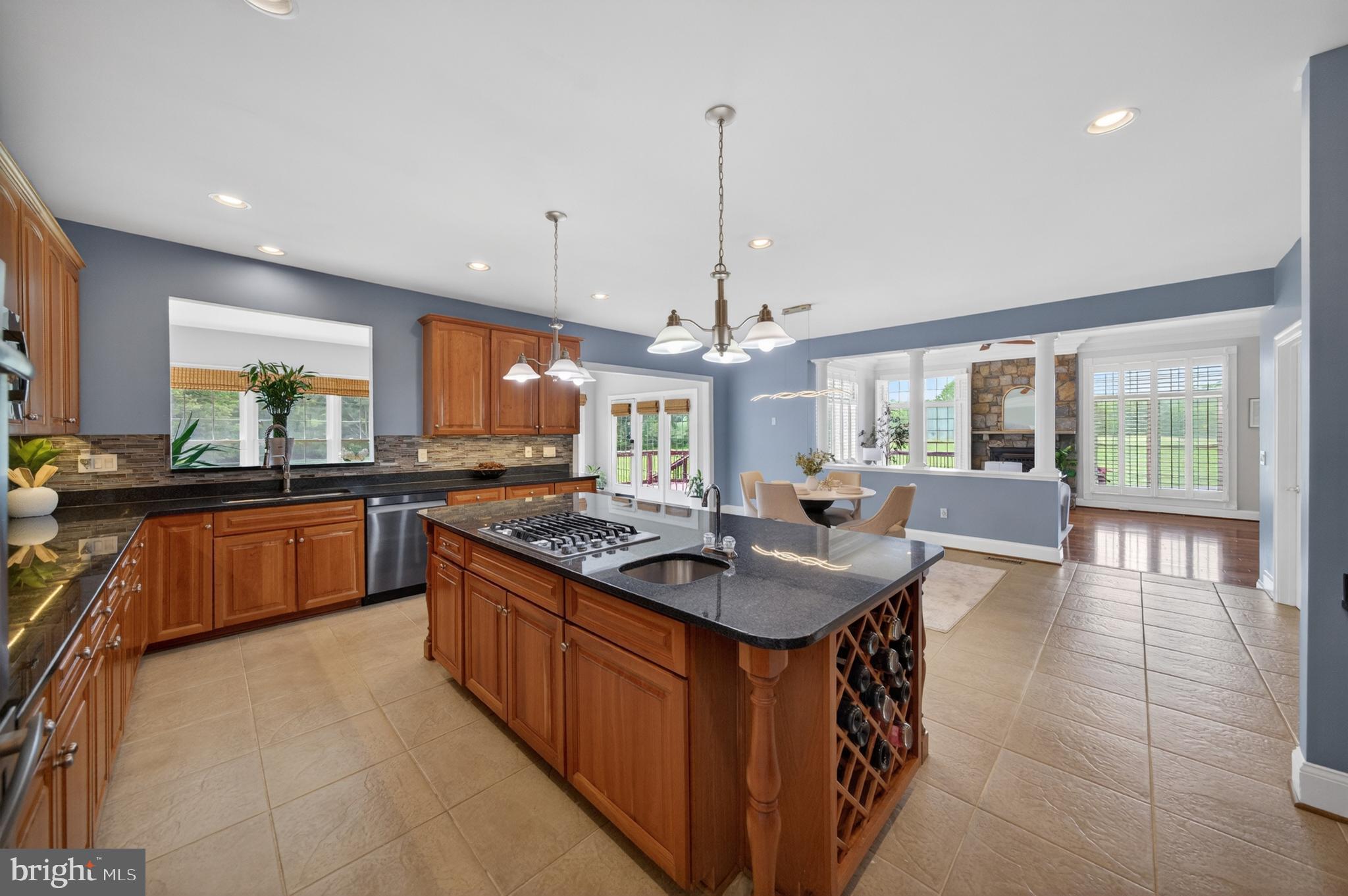 LONG MEADOW HAMLET - Residential