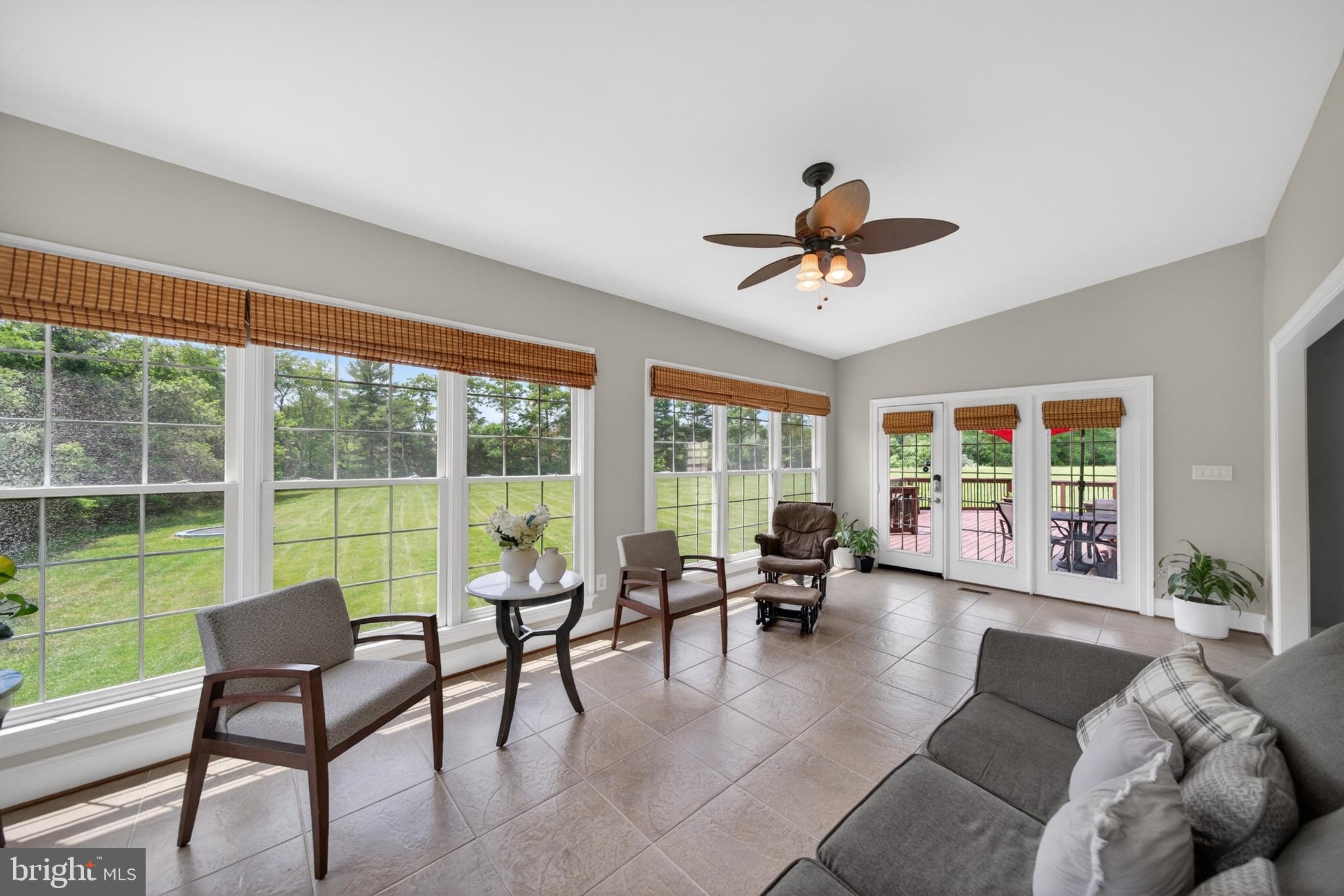 LONG MEADOW HAMLET - Residential
