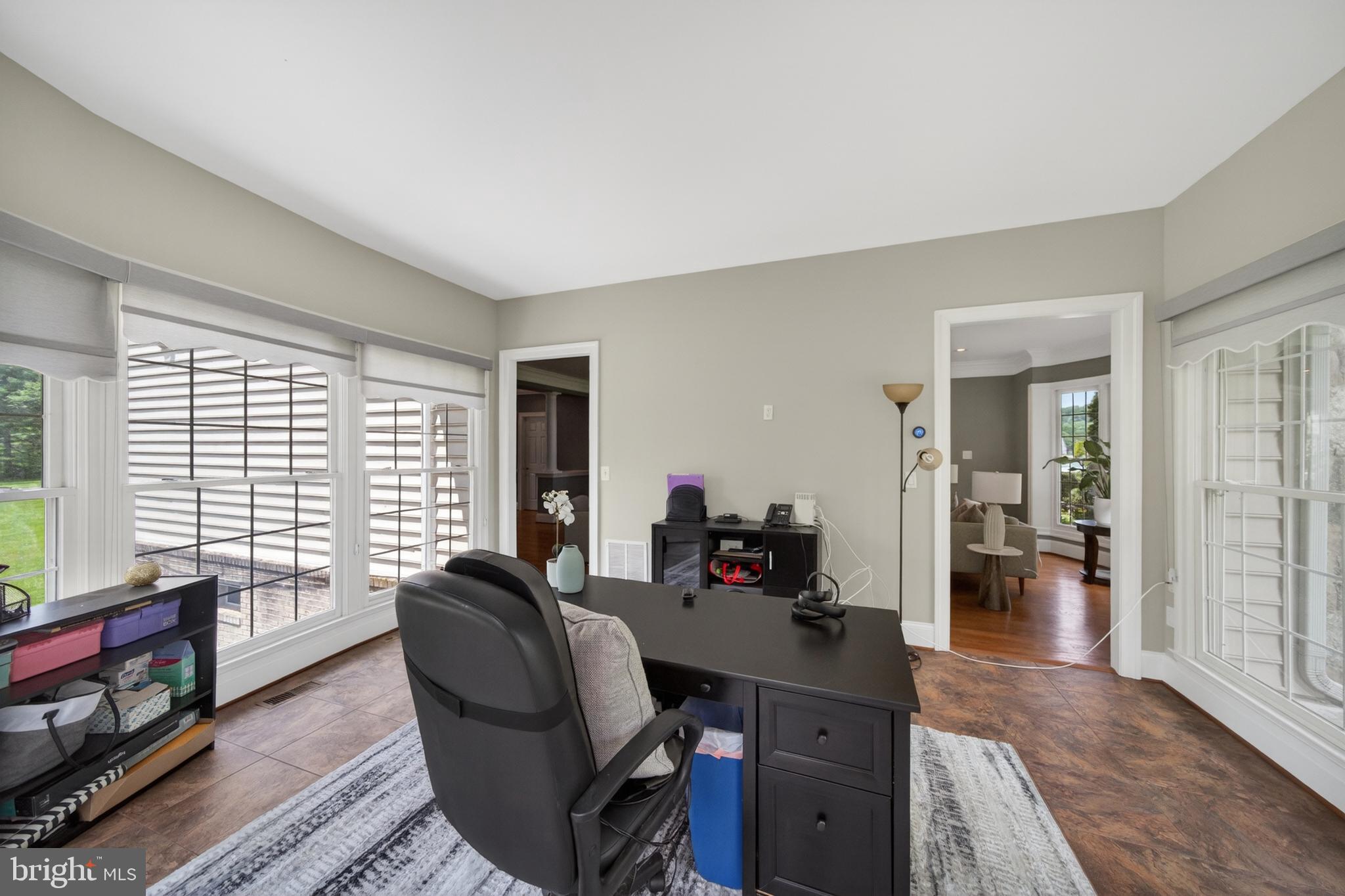 LONG MEADOW HAMLET - Residential