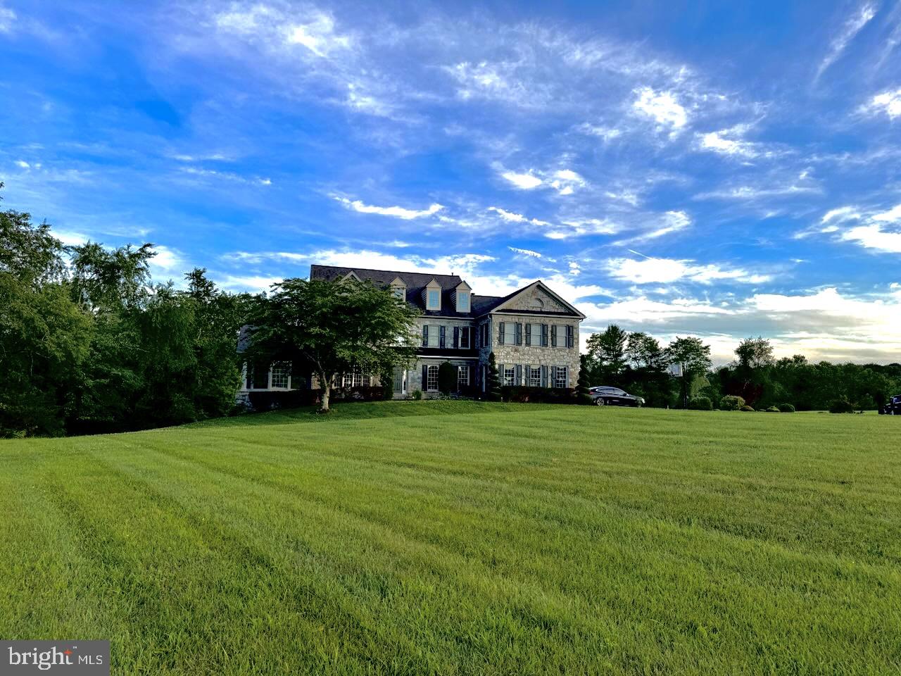 LONG MEADOW HAMLET - Residential
