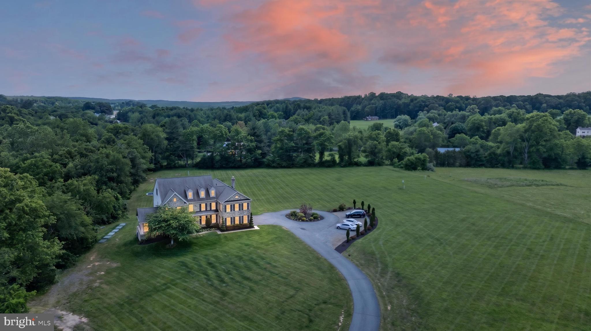 LONG MEADOW HAMLET - Residential