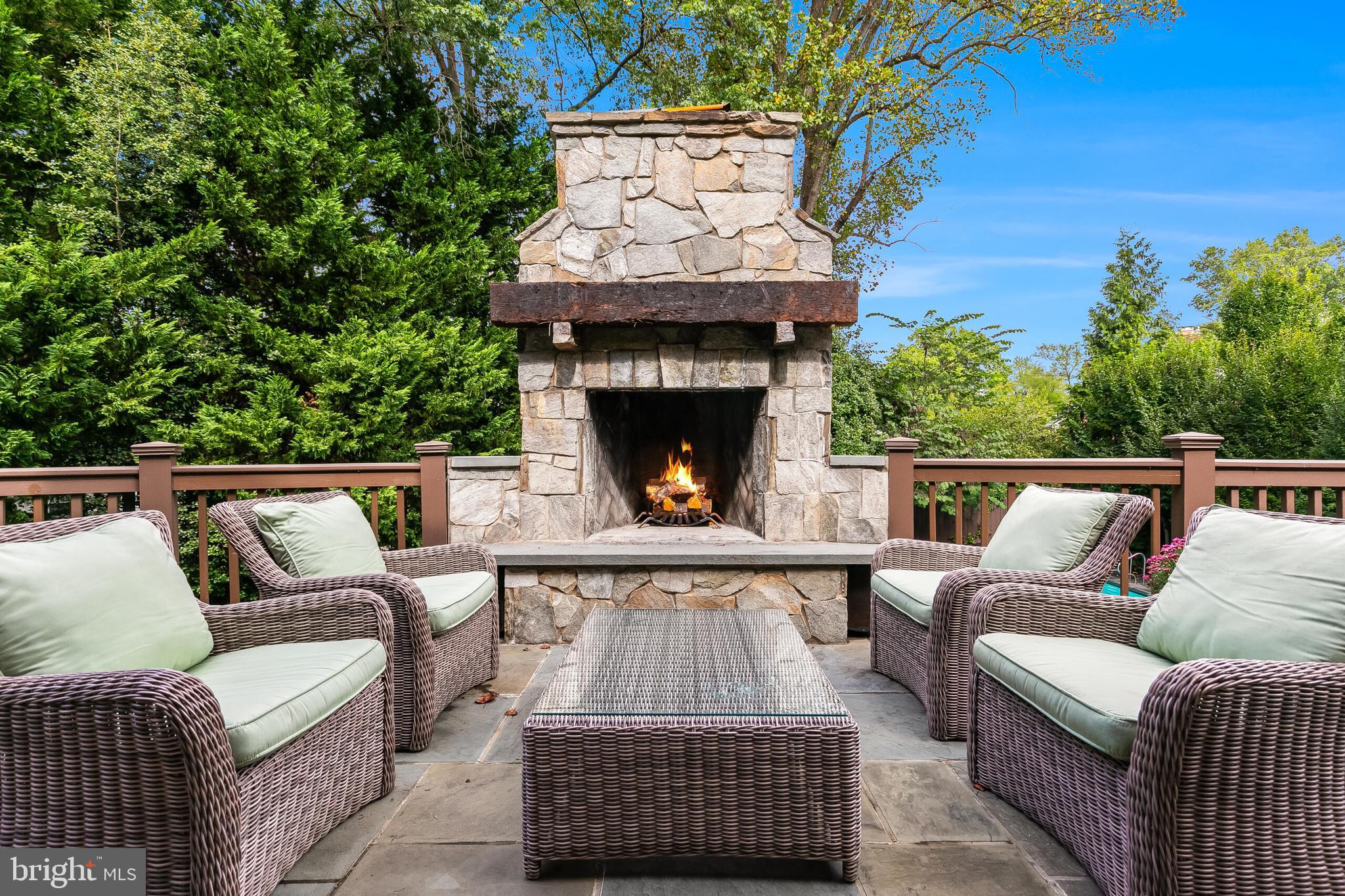 SPRING VALLEY - Residential