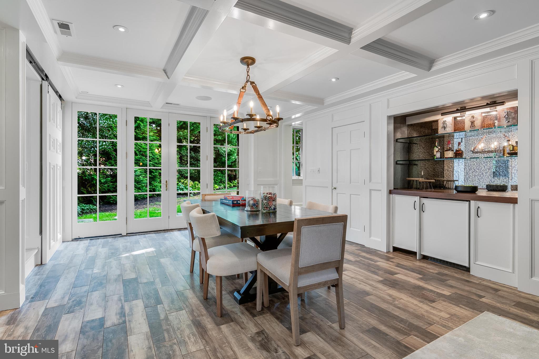 SPRING VALLEY - Residential