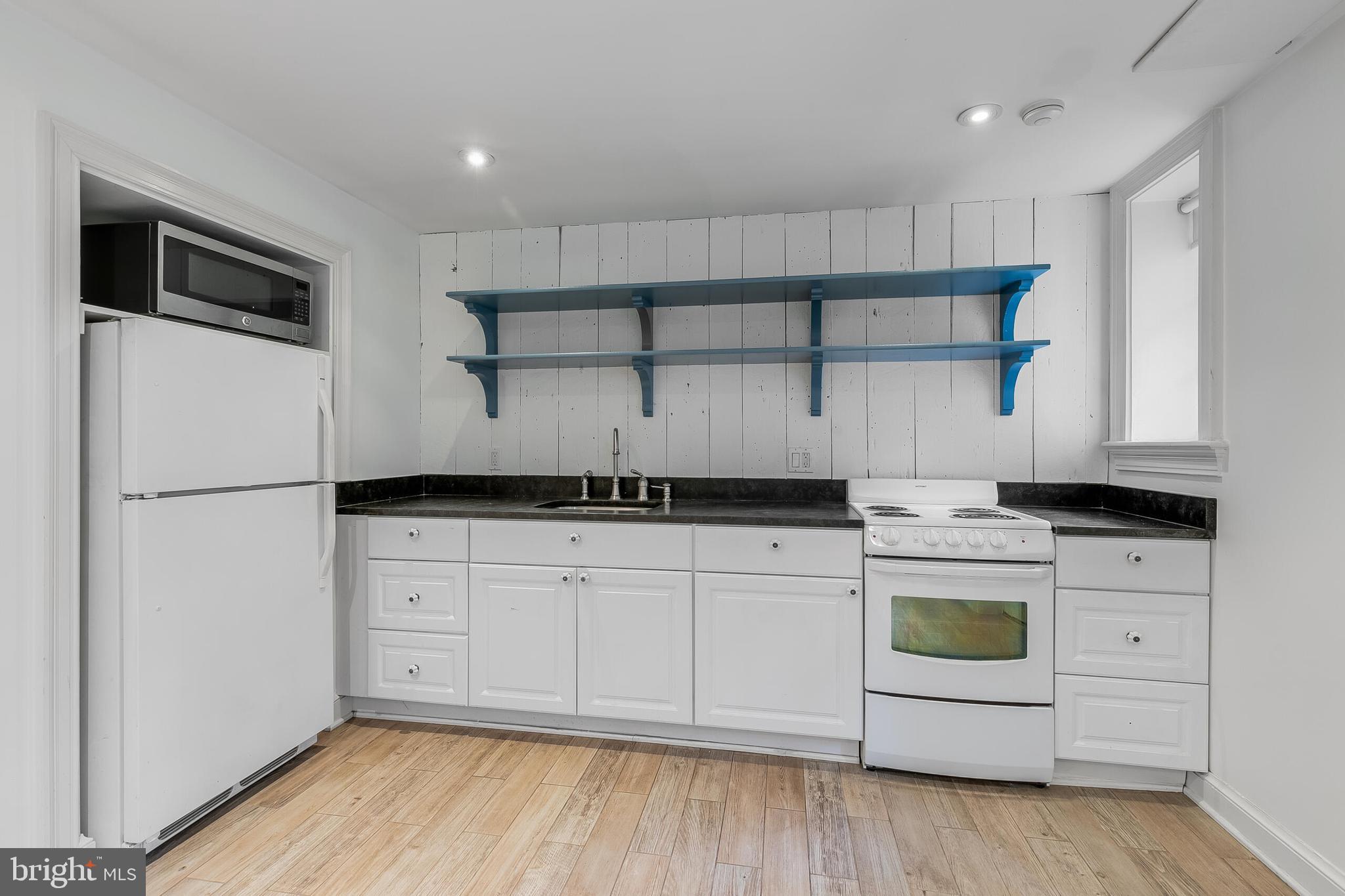 SPRING VALLEY - Residential