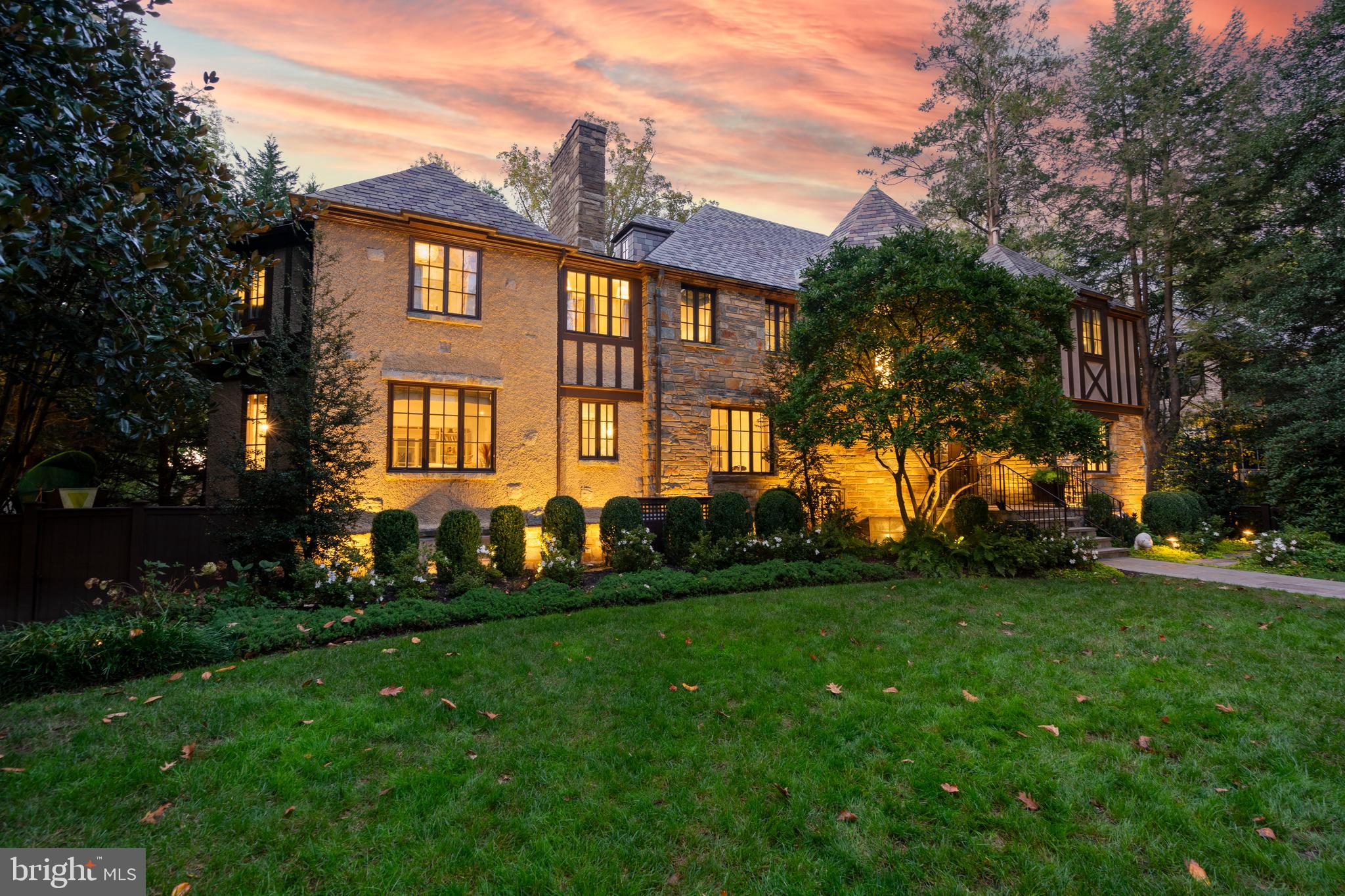 SPRING VALLEY - Residential