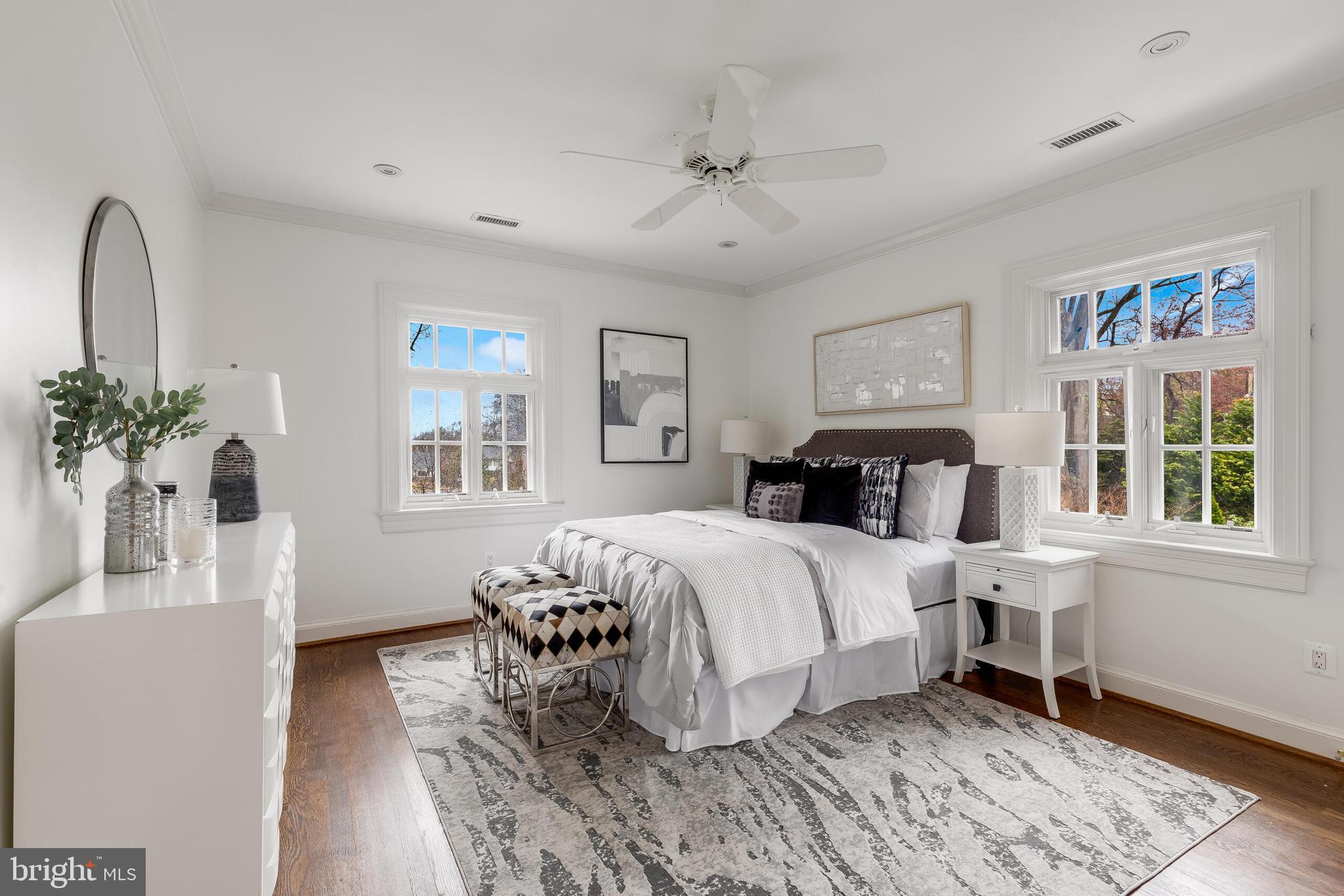 SPRING VALLEY - Residential