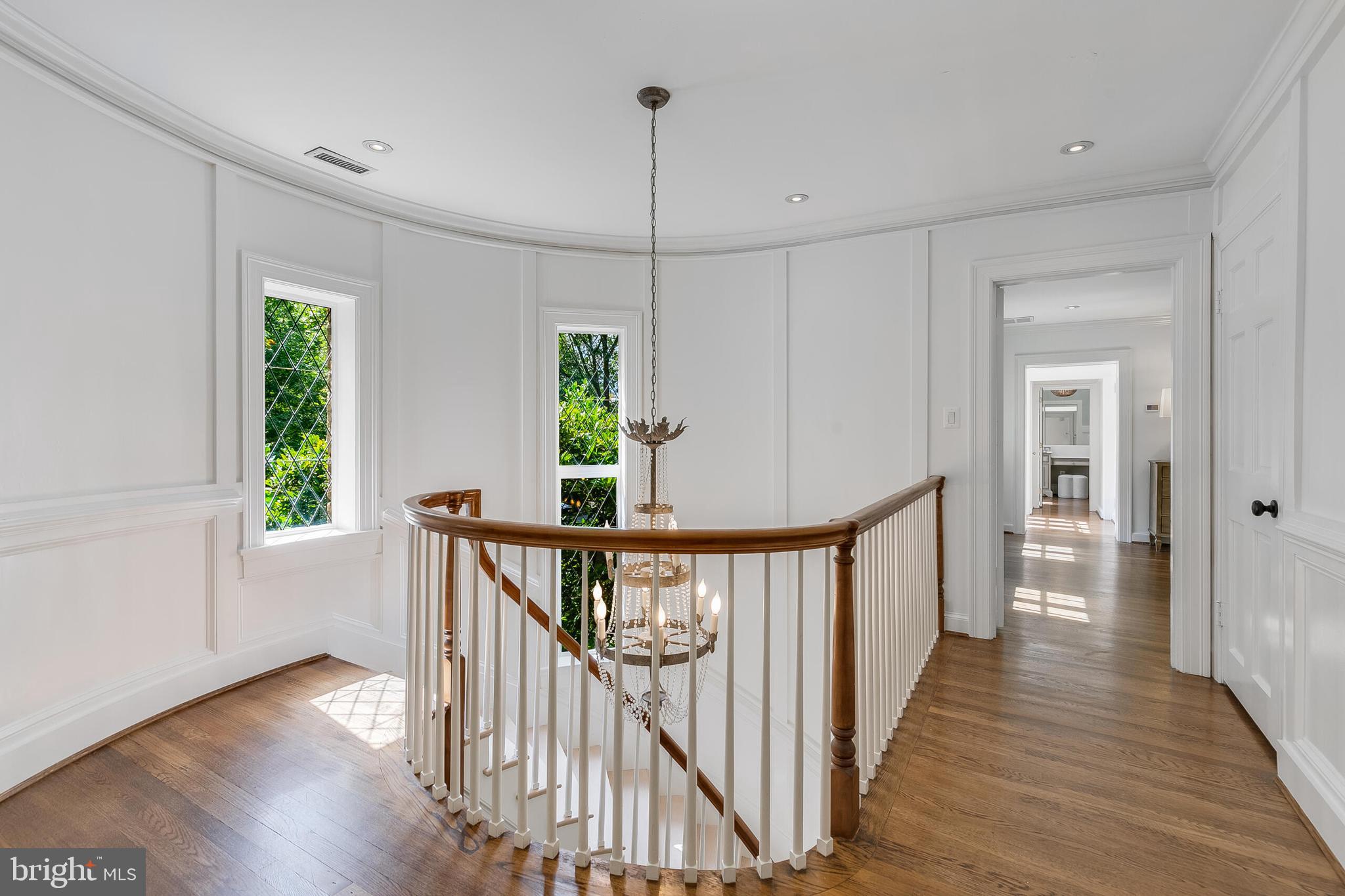 SPRING VALLEY - Residential