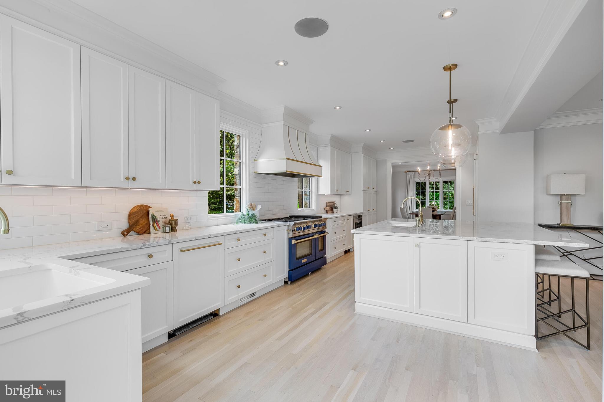 SPRING VALLEY - Residential