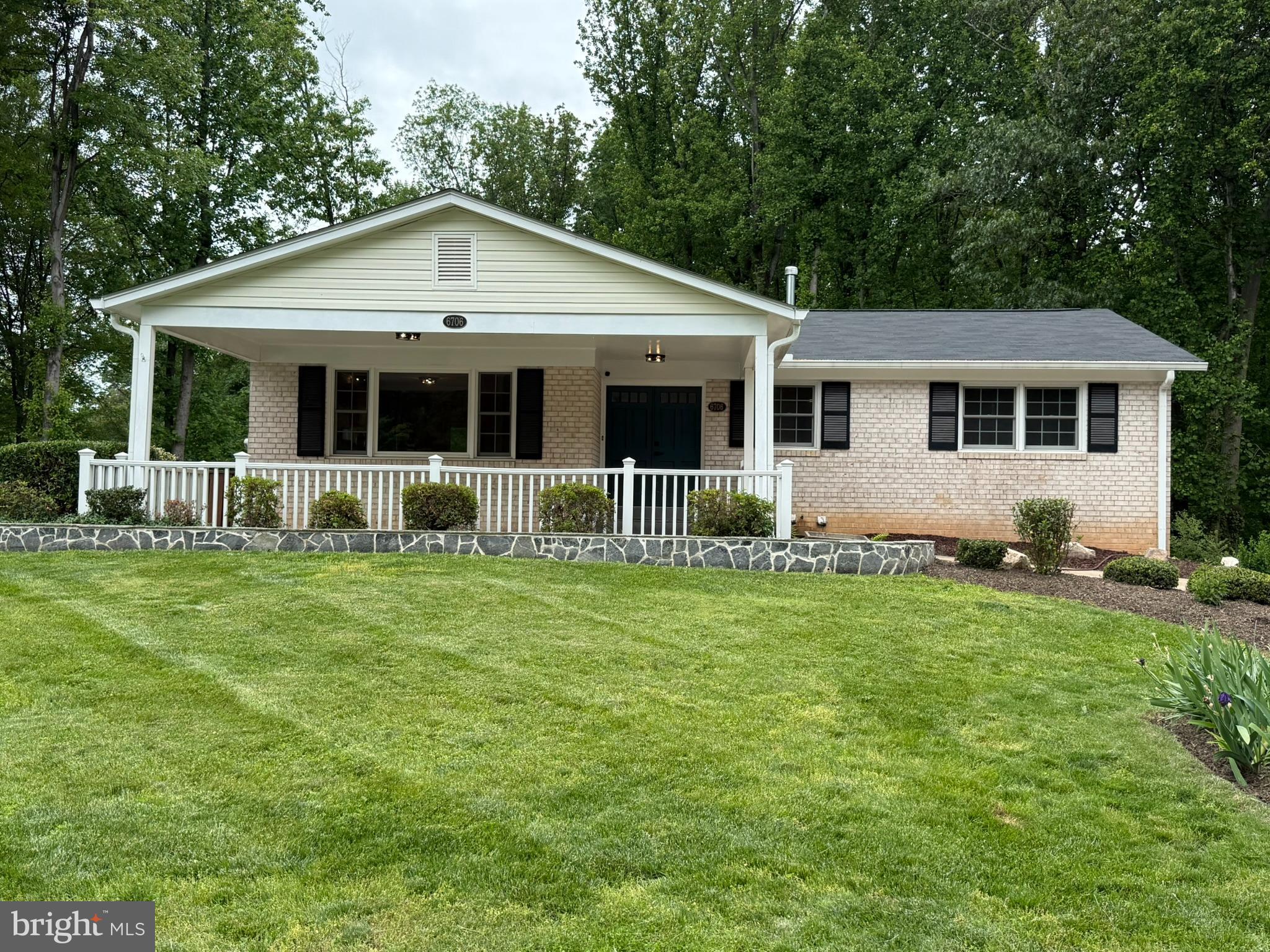 ORANGE HUNT ESTATES - Residential